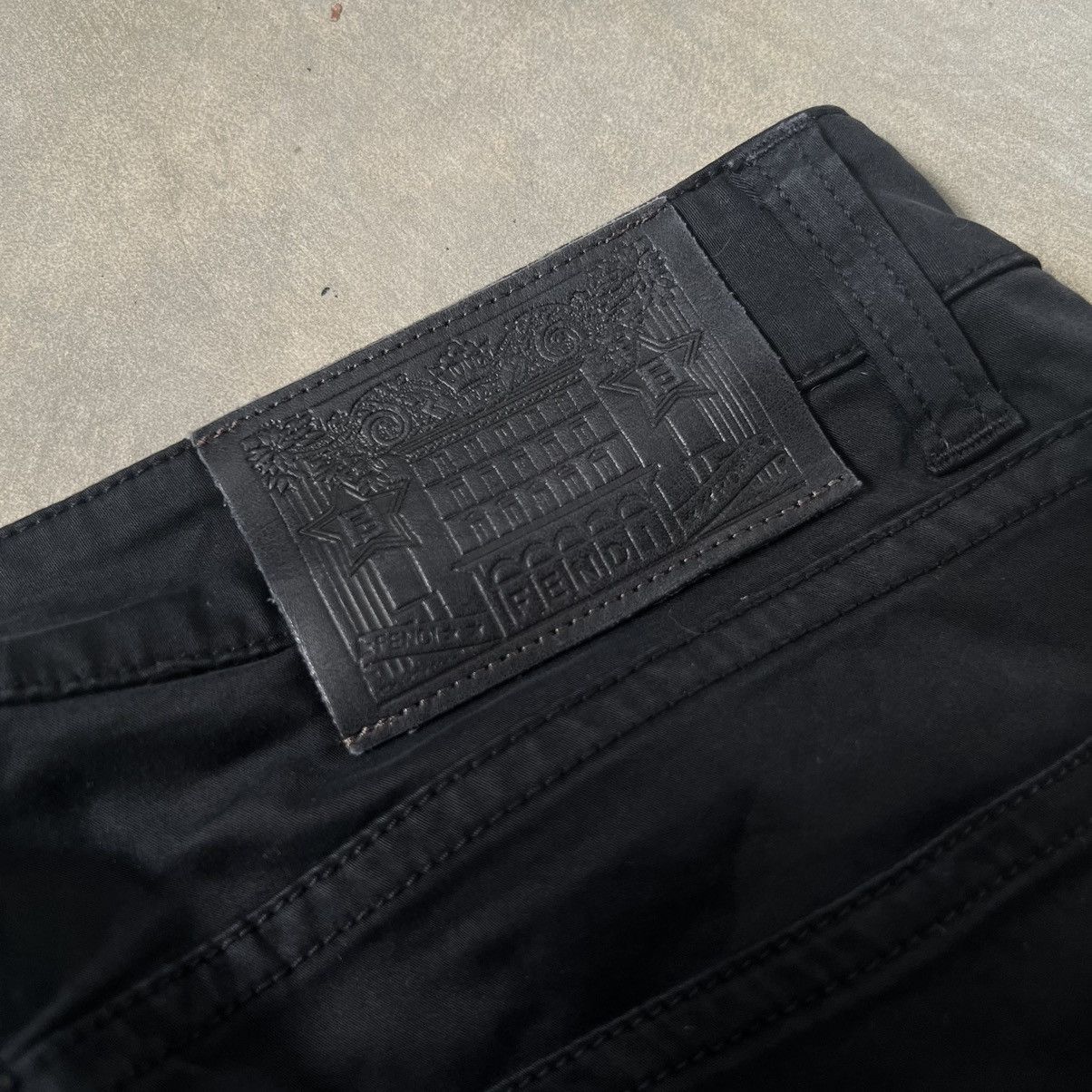 Fendi Fendi Roma Straight Fit Chino Pants Size 28" / US 6 / IT 42 - 5 Thumbnail