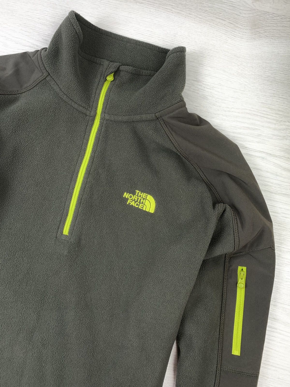 The North Face THE NORTH FACE Polartec Khaki Fleece Jacket Size M Size US M / EU 48-50 / 2 - 4 Thumbnail