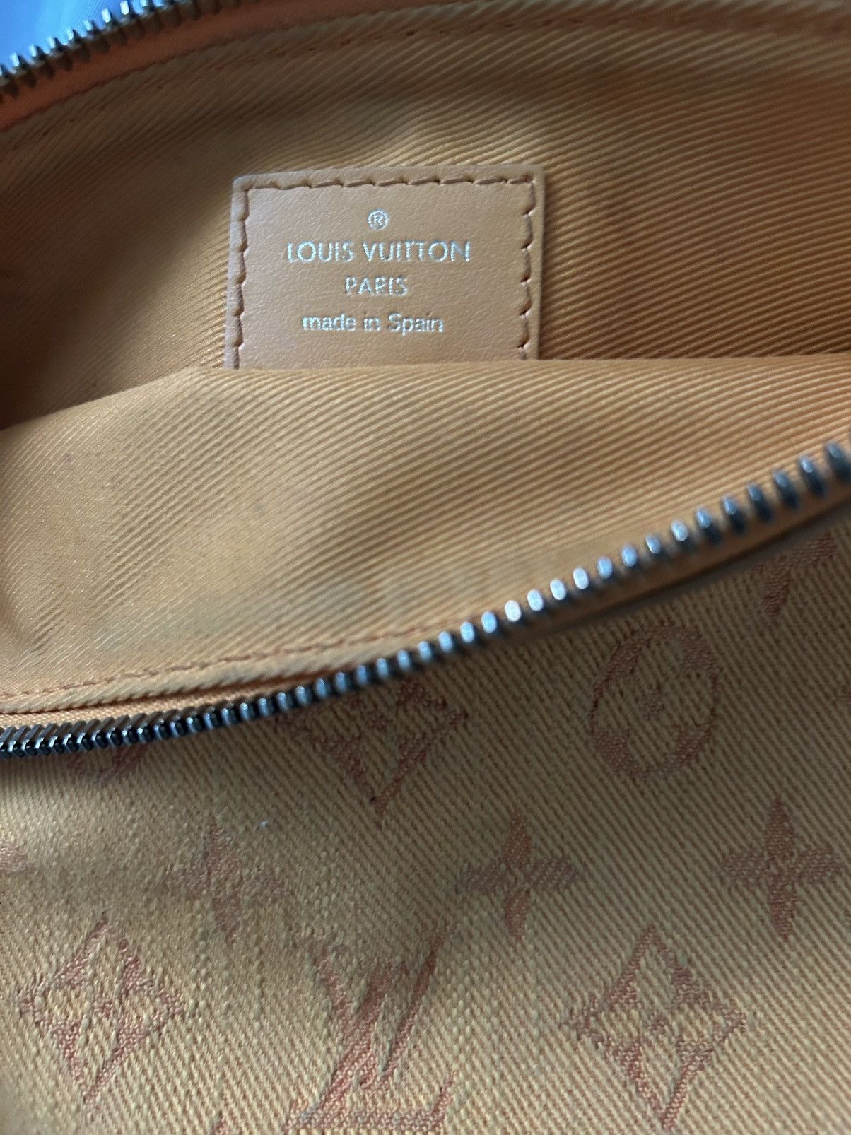 Louis Vuitton Louis Vuitton Pouch Size ONE SIZE - 3 Thumbnail
