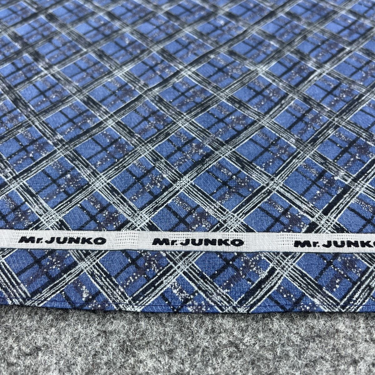 Mr. Junko Mr. Junko Handkerchief / Bandana / Neckerchief B1714 Size ONE SIZE - 5 Thumbnail