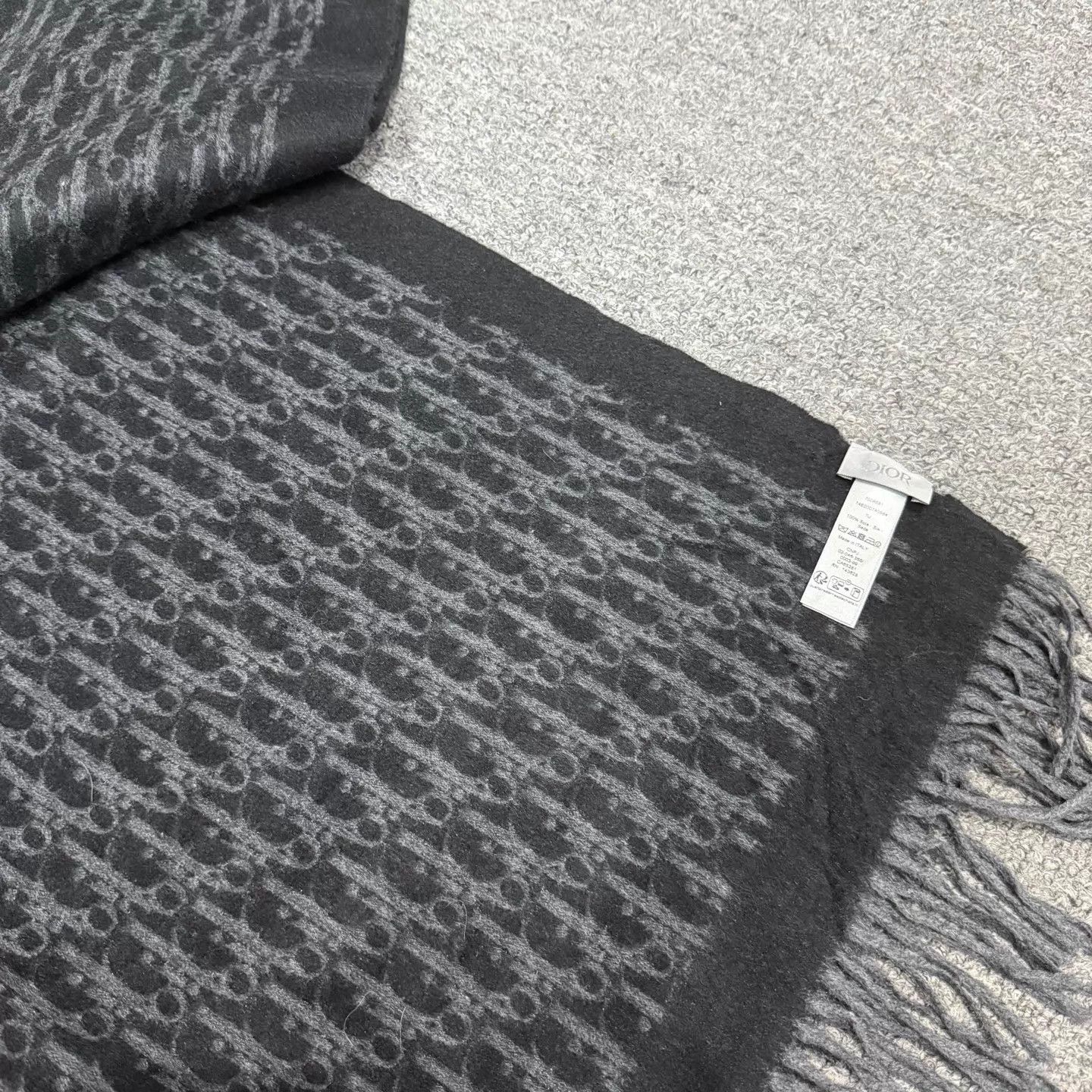 Dior Dior gray full logo scarf unworn Size ONE SIZE - 4 Thumbnail