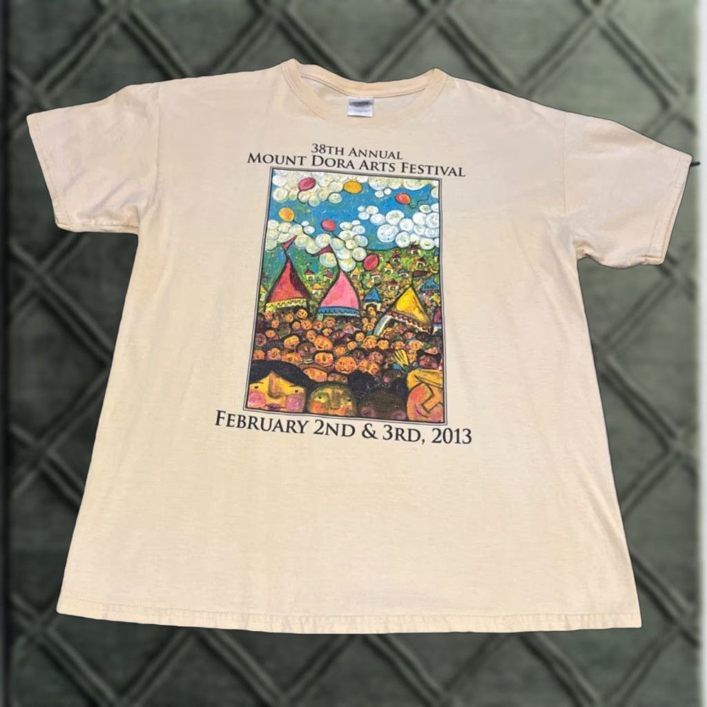 Gildan VINTAGE Mount Dora FL Arts Festival Yellow Art Drawing Cartoon T-Shirt Large L Men Gildan Art 2013 Size US L / EU 52-54 / 3 - 1 Thumbnail