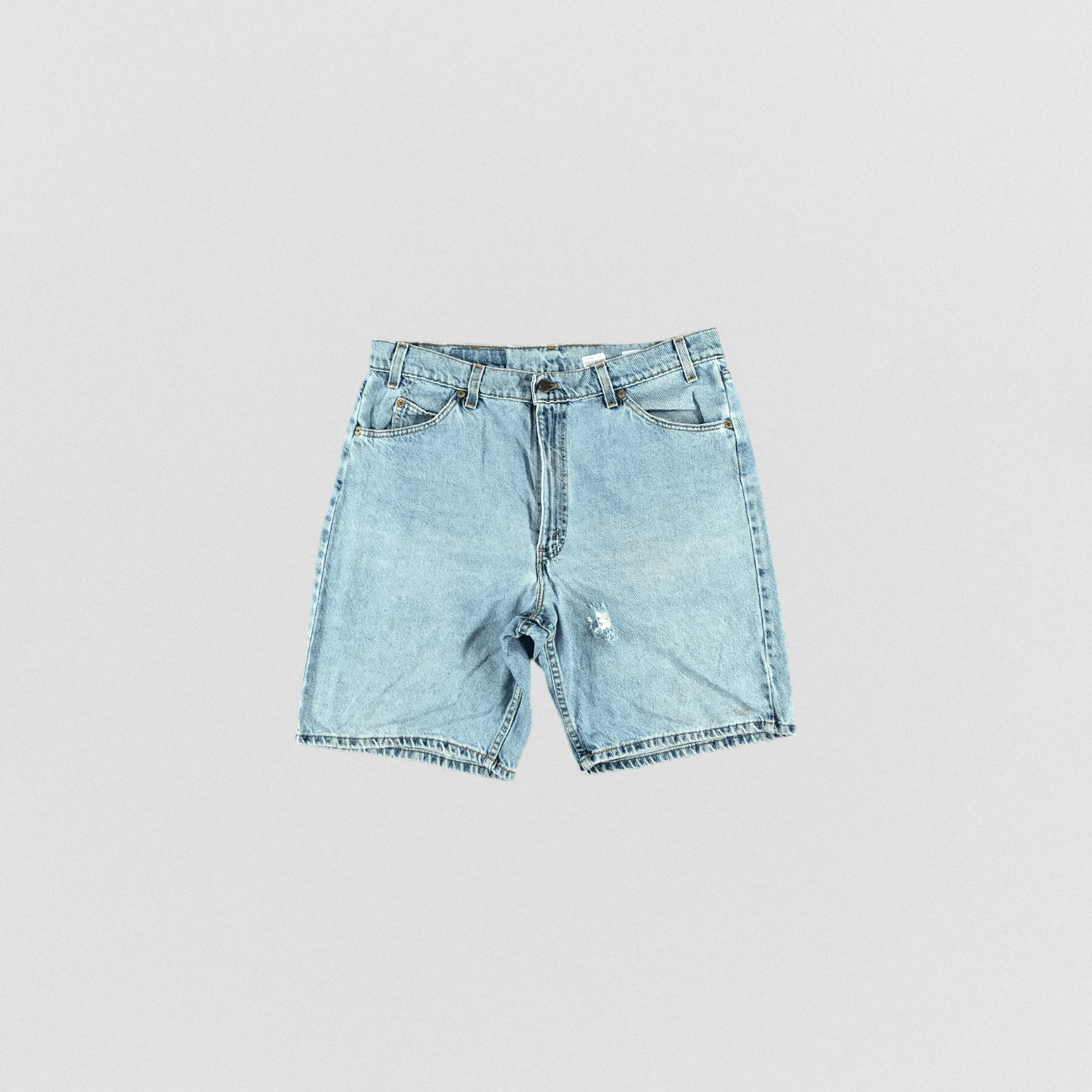 Levi's × Vintage Vintage Light Wash Levis 550 Jeans-JM3161 Size US 35 - 1 Thumbnail