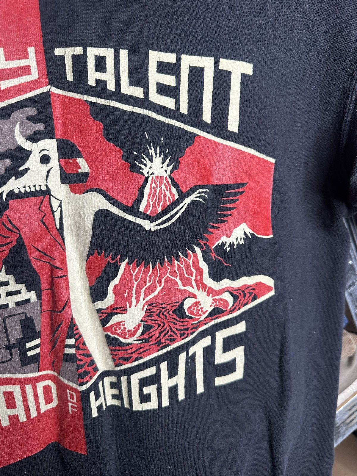 Band Tees Vintage Billy Talent Afraid Of Heights Rock Band Hoodie Size US L / EU 52-54 / 3 - 13 Thumbnail