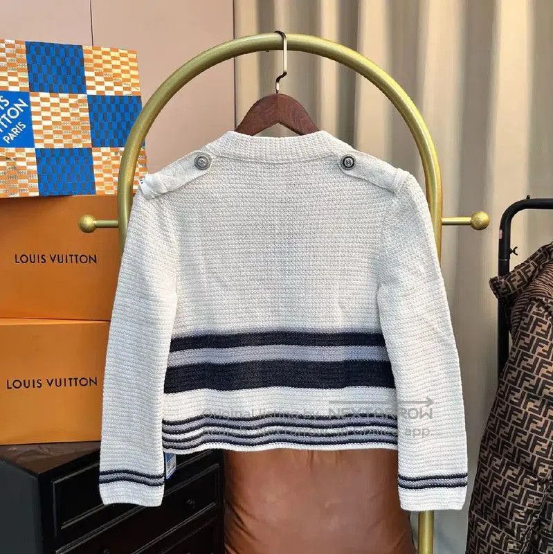 Chanel Chanel White Cardigan for Women . Size XS / US 0-2 / IT 36-38 - 3 Thumbnail