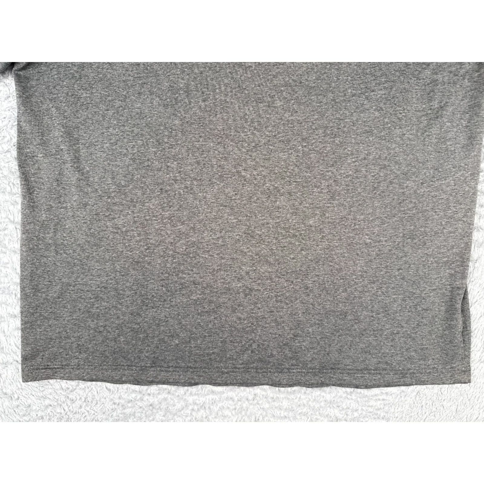 The North Face The North Face Shirt Men Medium Gray Short Sleeve Crew Neck 100% Polyester Size US M / EU 48-50 / 2 - 5 Thumbnail