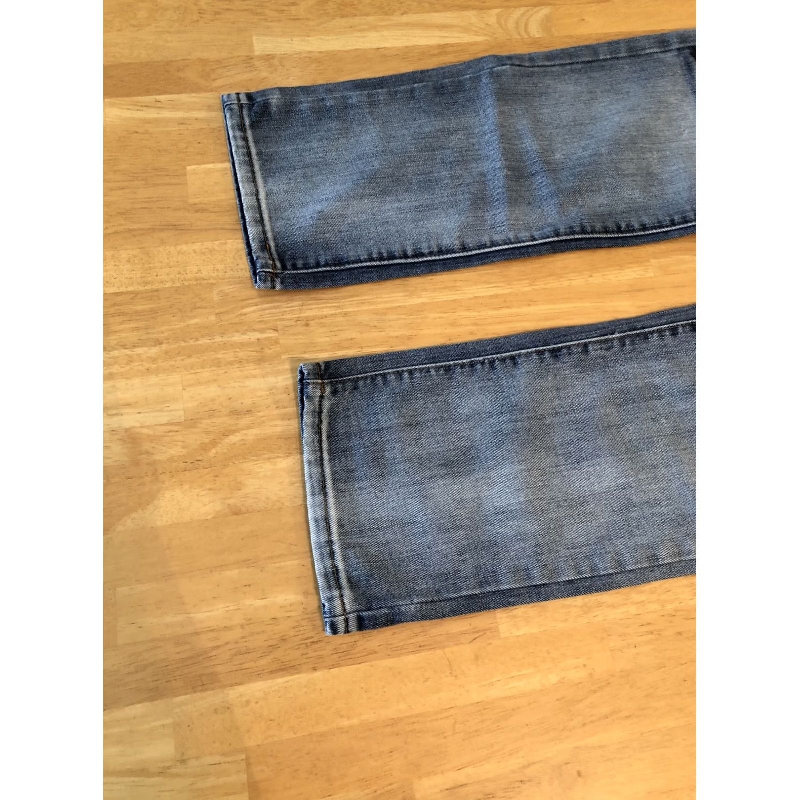 Vintage Ranch & Dvlpmnt Jeans Men’s Distressed Zippered High Rise 37x31 Blue Stone Denim Straight 5-Pocket Mens Regular Waist 36/37 Size US 36 / EU 52 - 6 Thumbnail
