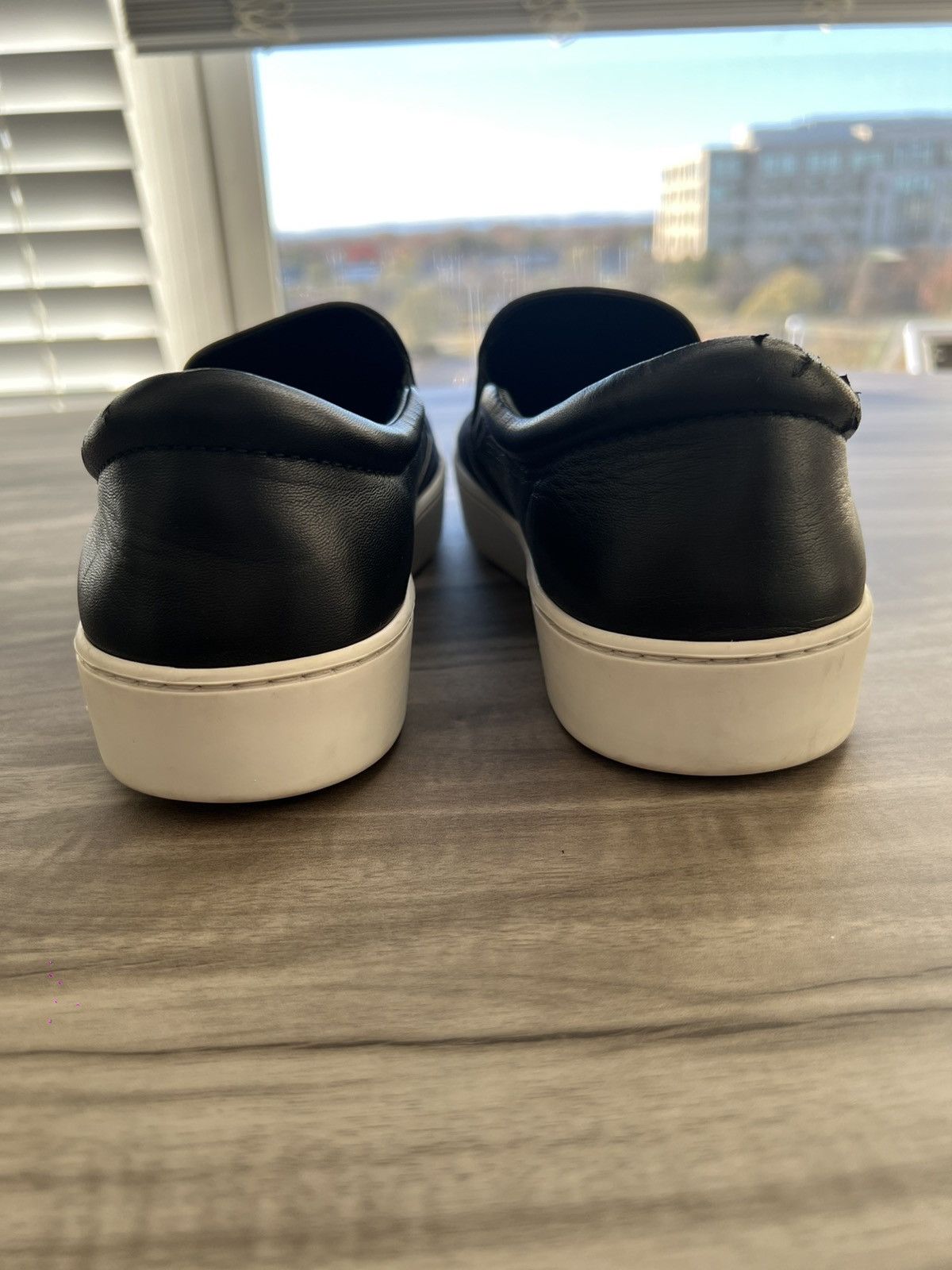 Dior Christian Dior Navy Denim Leather Bee Slip-On Size 8 Women’s Size US 8 / IT 38 - 3 Thumbnail