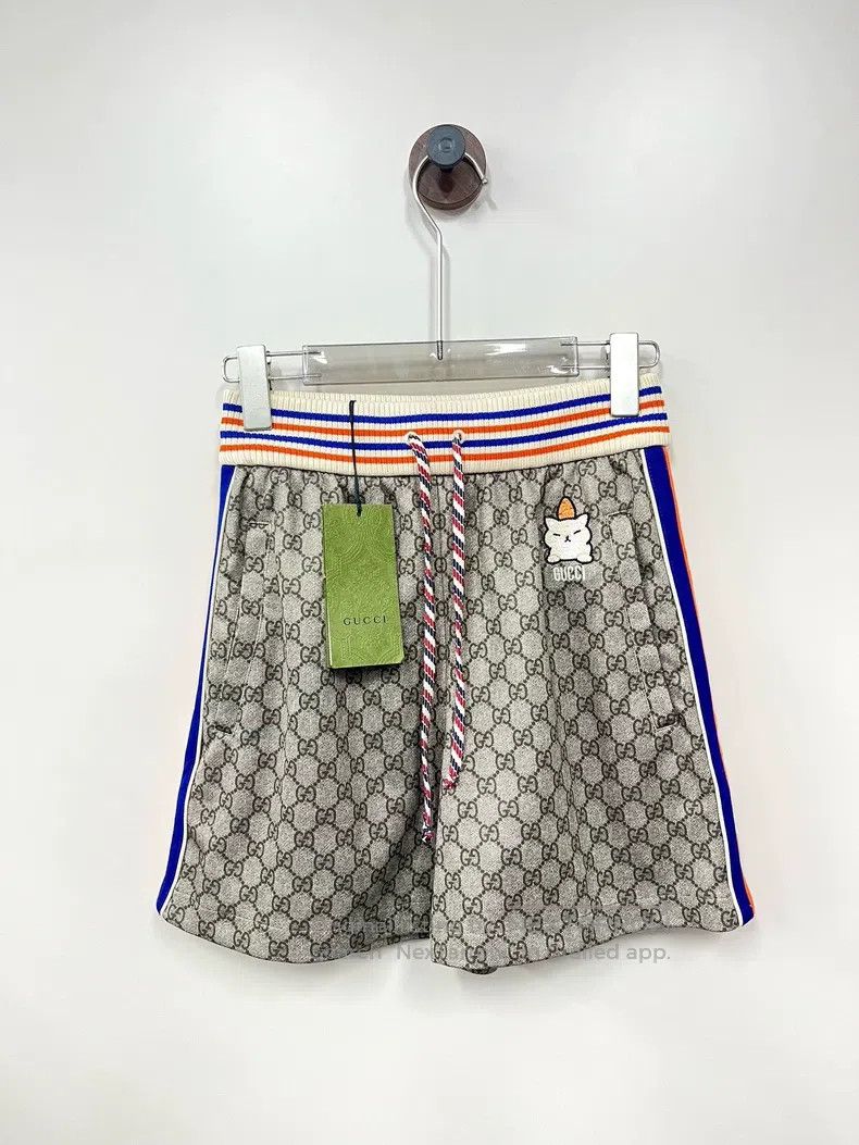 Gucci Gucci SizeXS Embroidered Shiba Inu full logo shorts Size US 27 - 1 Thumbnail