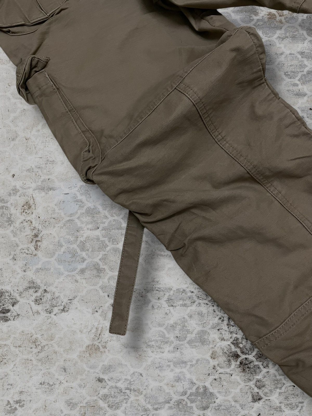 LOWBOX Vintage Og 1990s Japan Designer Lowbox Cargo Bondage Pant Size US 31 - 17 Thumbnail