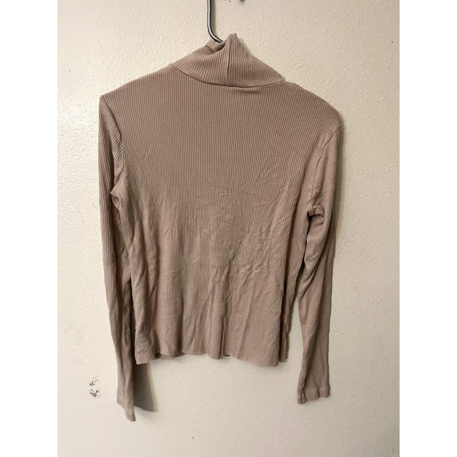 Vintage H&M Size M Women's Pink Ribbed Turtleneck Sweater Size M / US 6-8 / IT 42-44 - 3 Thumbnail