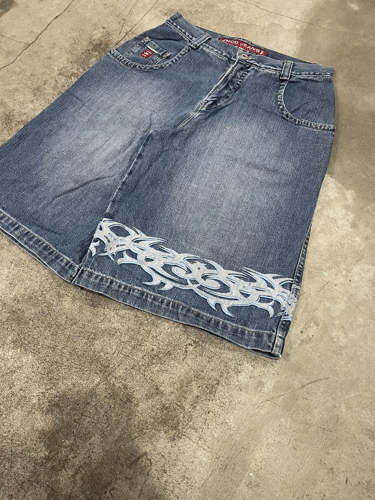 JNCO Rare Vintage Jnco Big Pocket Tribal Design Denim Jorts Size US 30 / EU 46 - 2 Thumbnail
