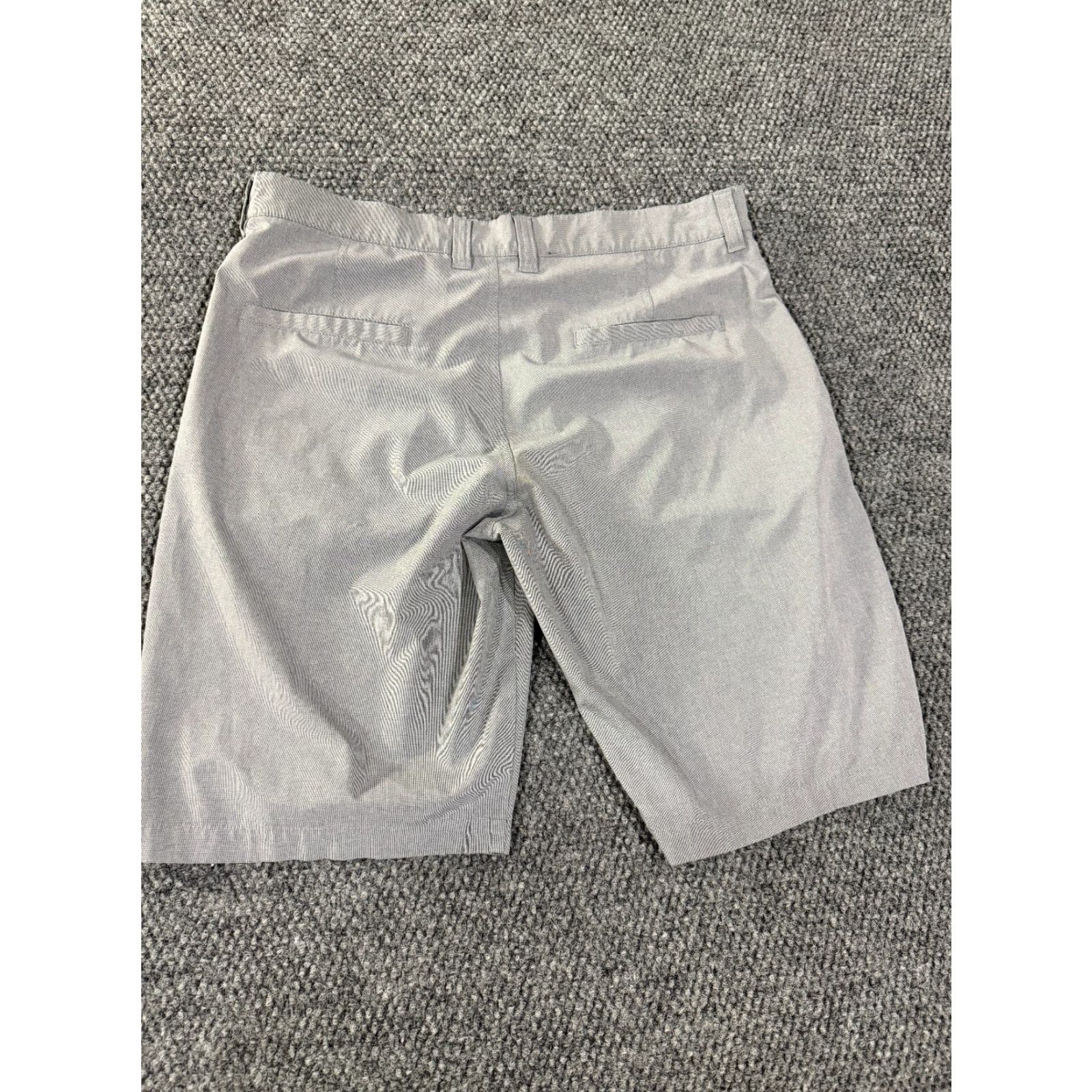 TravisMathew Travis Mathew Shorts Mens 34 Gray Golf Casual Stretch Chino Performance Size US 34 / EU 50 - 6 Thumbnail