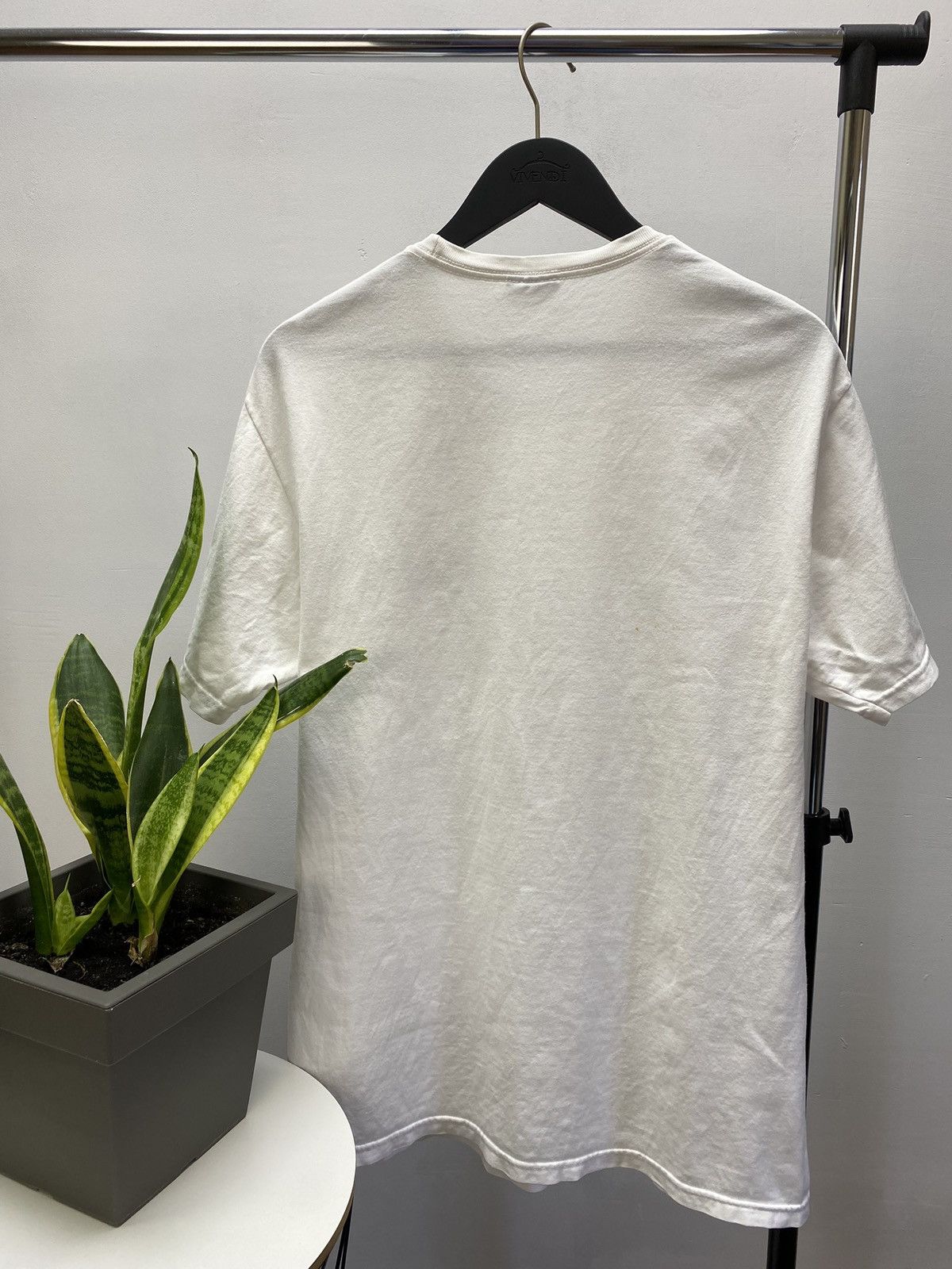 Stussy Stussy Small Logo T Shirt Men’s White Size US L / EU 52-54 / 3 - 13 Thumbnail
