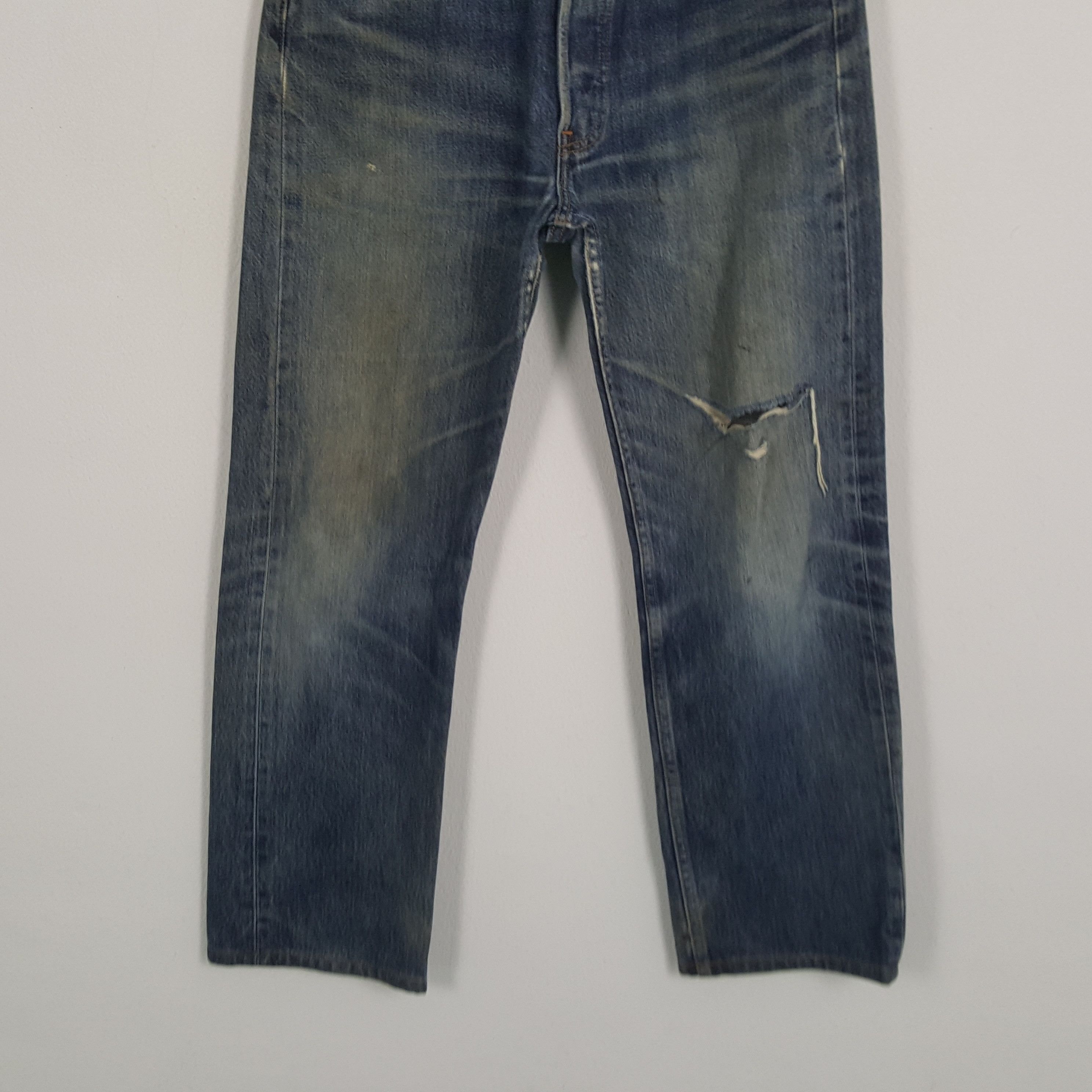 Levi's × Vintage LEVI'S 501 Fashion Streetwear Style Distressed Jeans Size US 30 / EU 46 - 3 Thumbnail