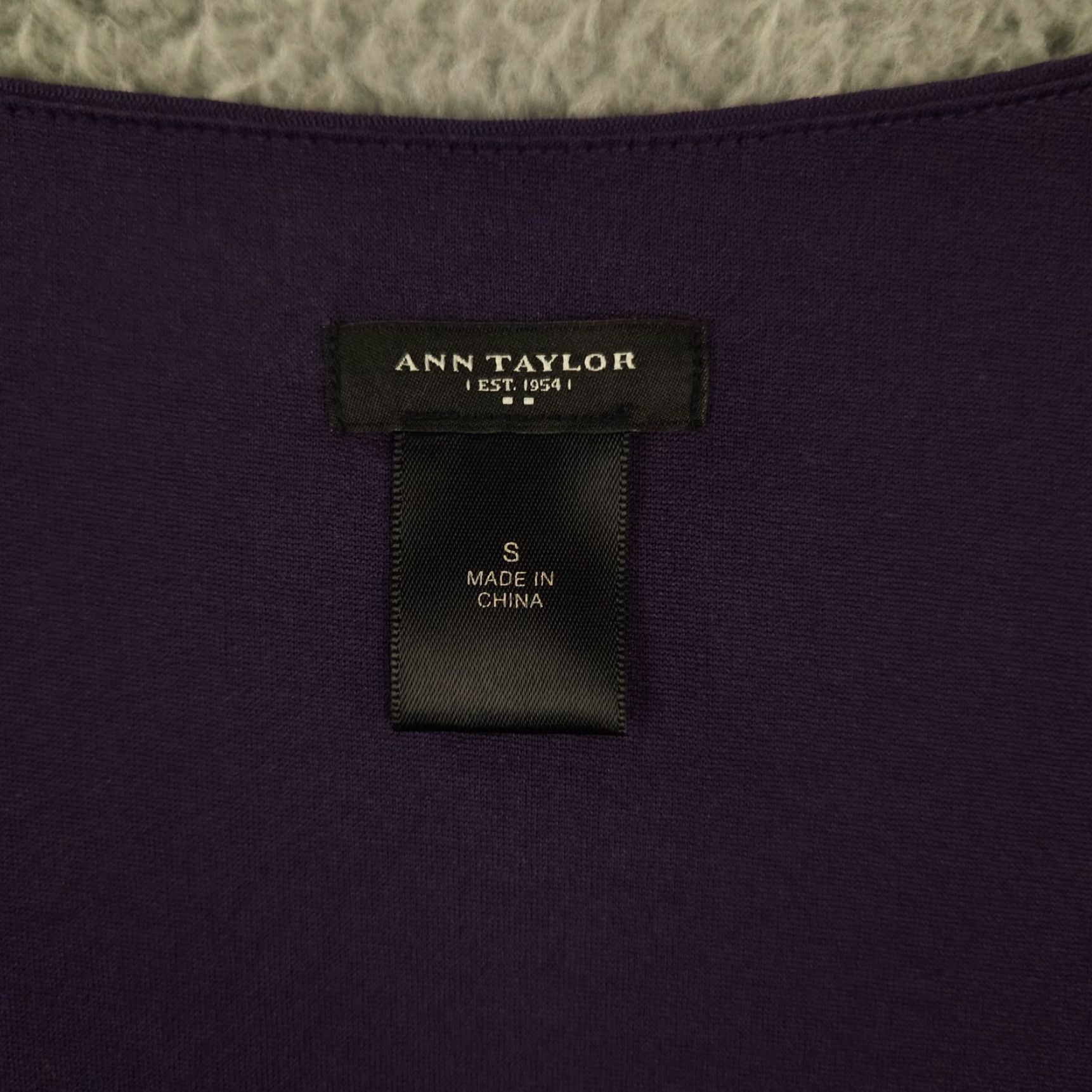 Ann Taylor Ann Taylor Tank Top Womens Small Purple Sequin Embroidered Sleeveless Shirt Size S / US 4 / IT 40 - 3 Thumbnail