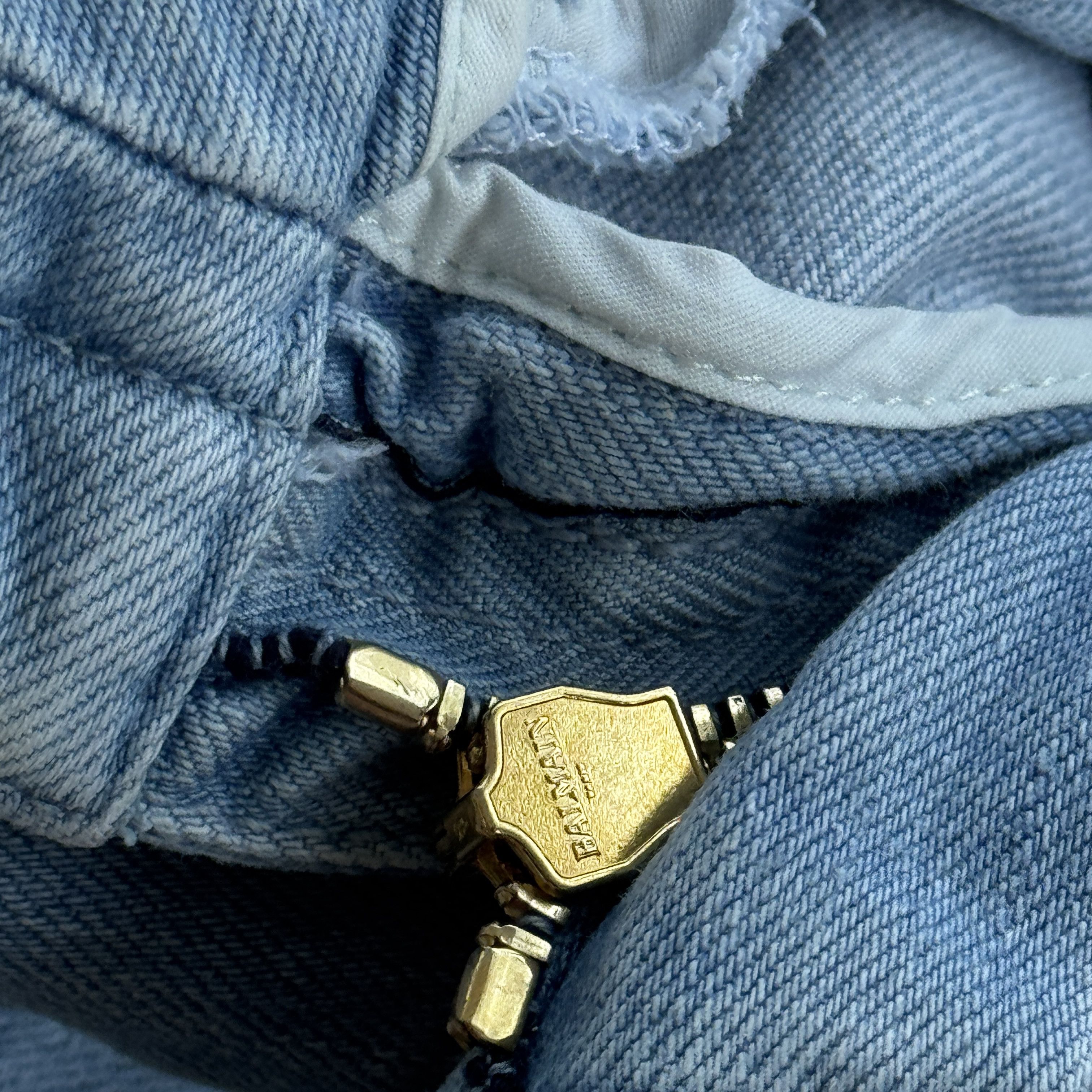 Balmain Vintage Balmain Washed Blue Denim Jeans Size 36" / US 14 / IT 50 - 8 Thumbnail