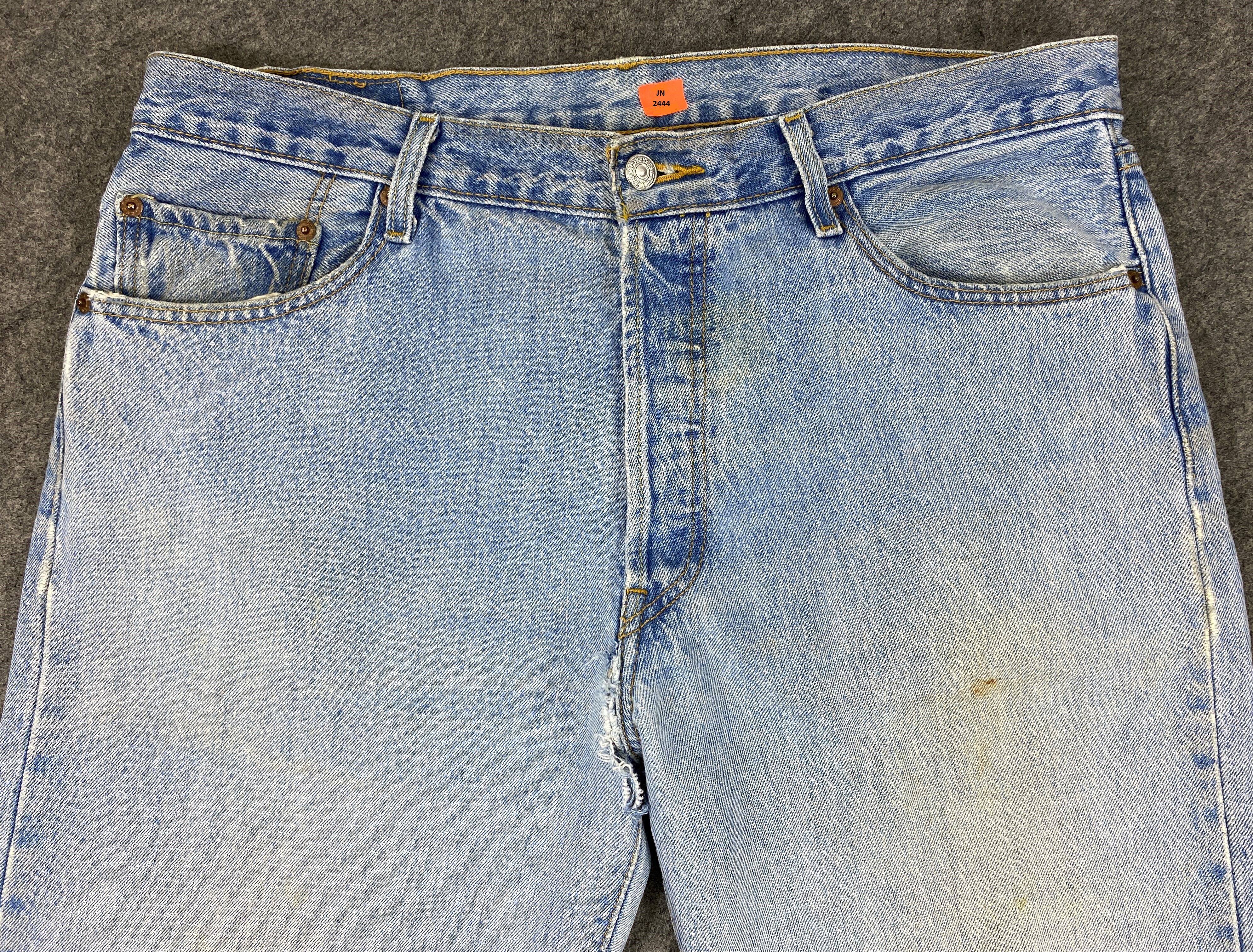 Levi's Light Blue Wash Vintage Levi's 501 37x30.5 Denim -JN2444 Size US 37 - 3 Thumbnail