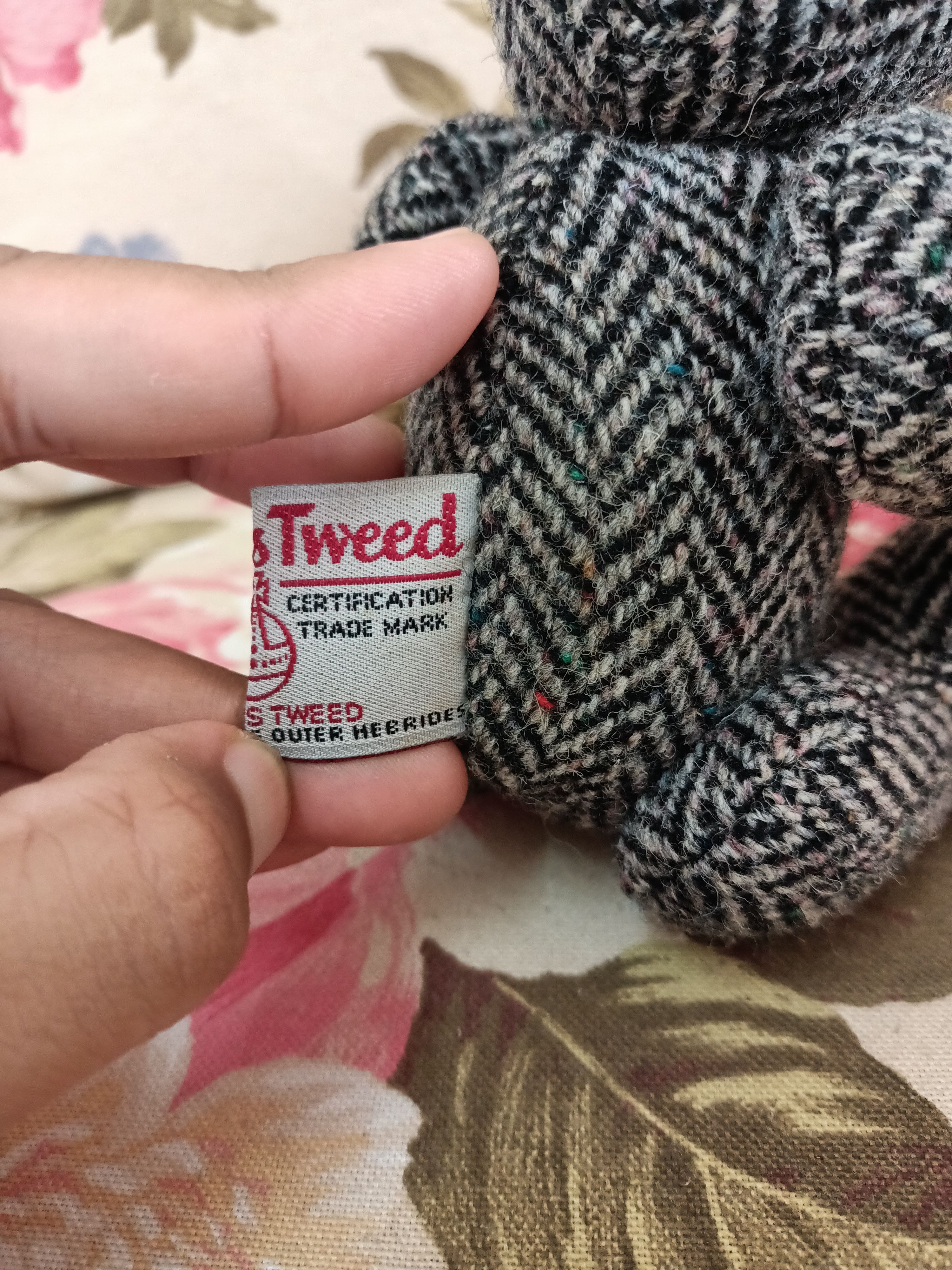 Harris Tweed Harris Tweed wool toy hand woven in the outer hebrides Size ONE SIZE - 7 Thumbnail