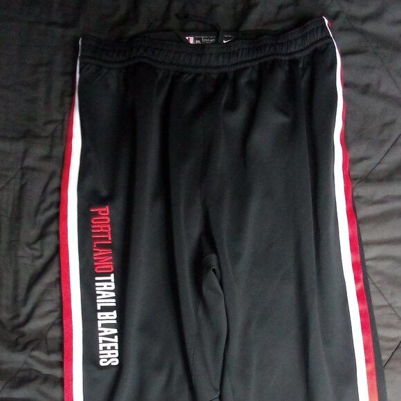 Nike Nike Dri-Fit Portland Trailblazers Sweatpants Player Issued Size US 36 / EU 52 - 2 Thumbnail