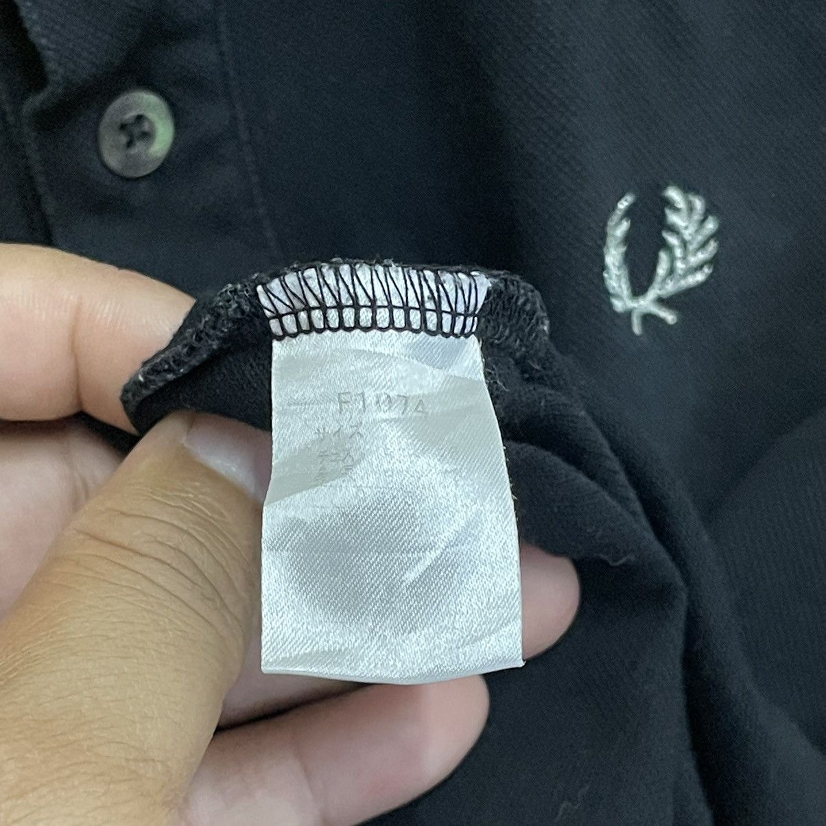 Fred Perry × Japanese Brand × Vintage Vintage 90s Fred Perry Small Logo Collar Shirts For Women Size S / US 4 / IT 40 - 8 Thumbnail