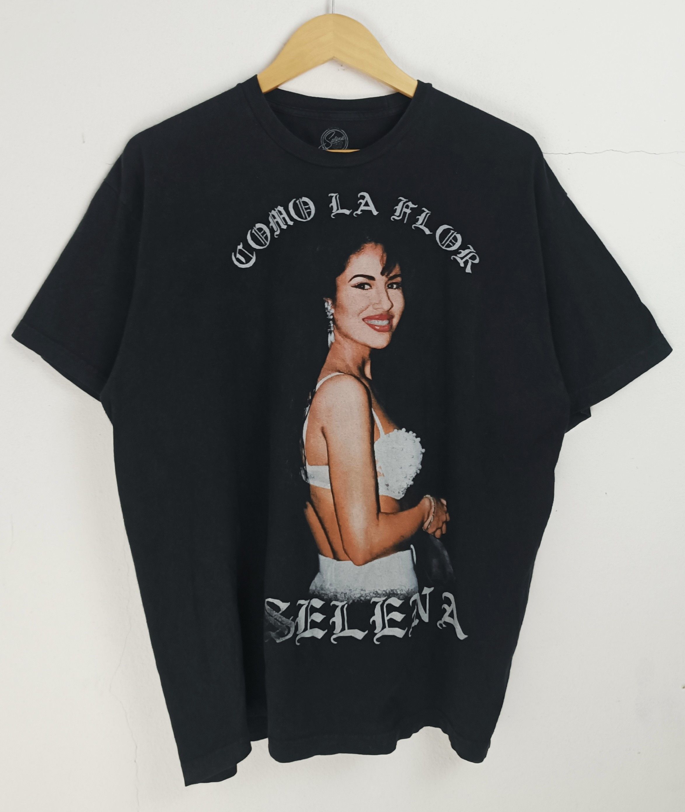 Rap Tees VINTAGE SELENA COMO LA FLOR TEE QUEEN AALIYAH BRITNEY Size US XL / EU 56 / 4 - 3 Thumbnail