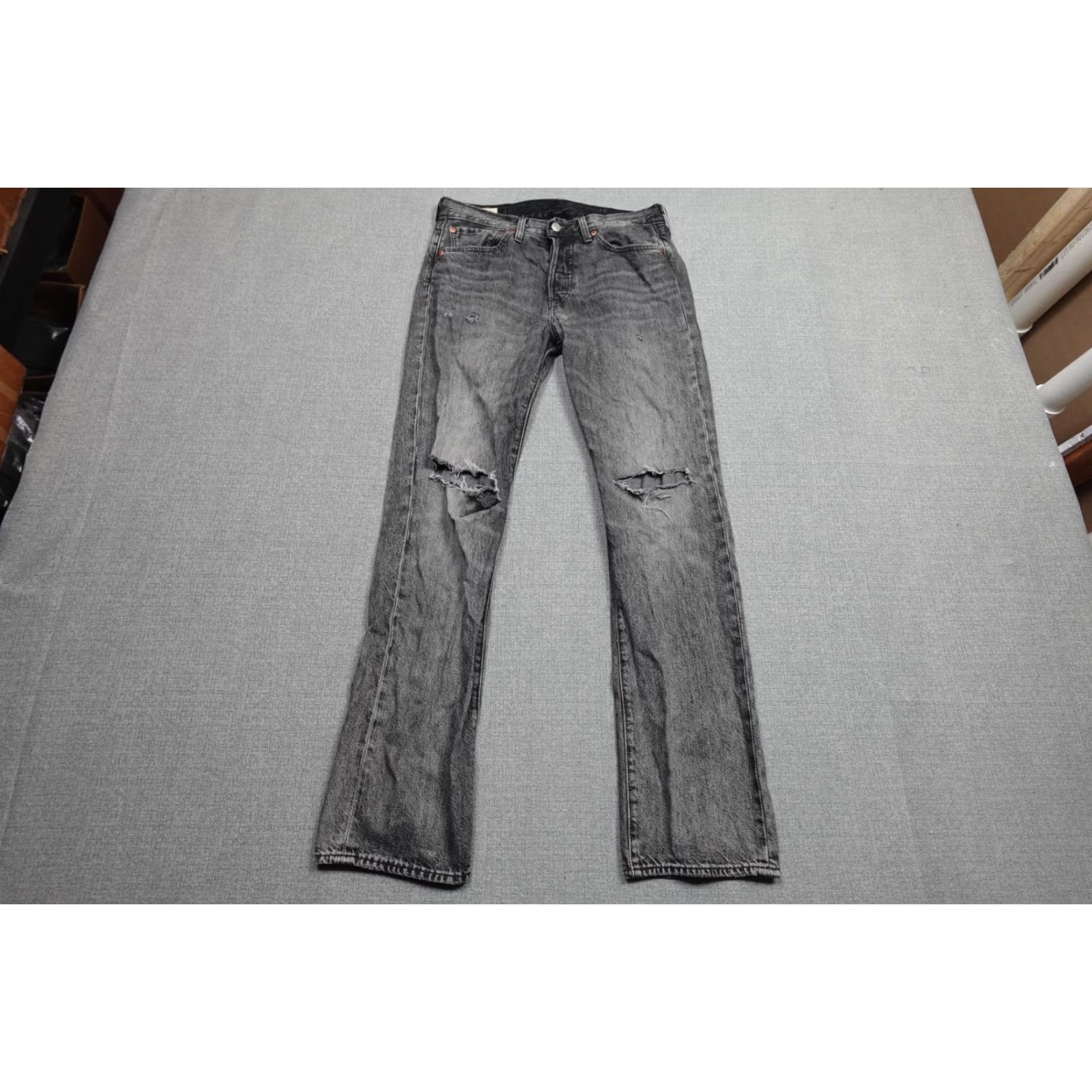 Levi's Levi's 501 Jeans Men 31x32 Distressed Button Fly Denim Straight Gray Washed Black/Gray 501 Original Fit Mens Distressed Jeans 31 32 Size US 31 - 3 Thumbnail