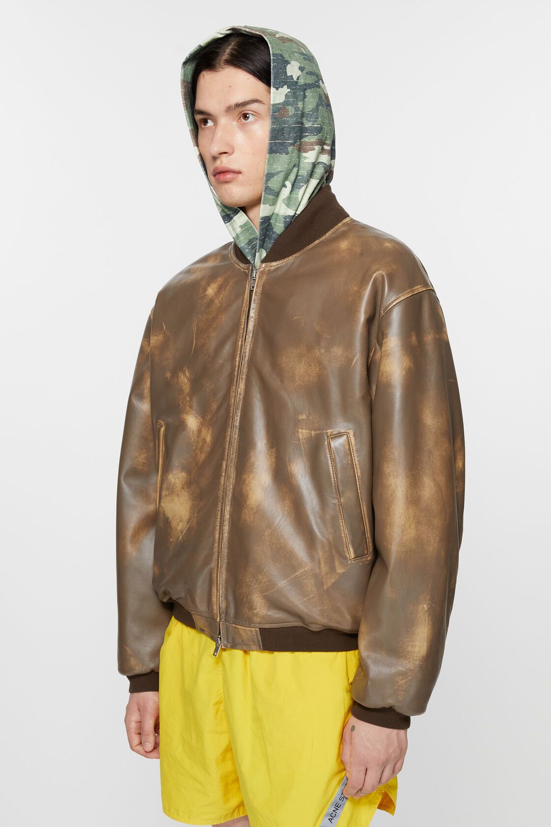 Acne Studios o1s1v1n0724 Leather Jacket in Multicolor Size US M / EU 48-50 / 2 - 2 Thumbnail