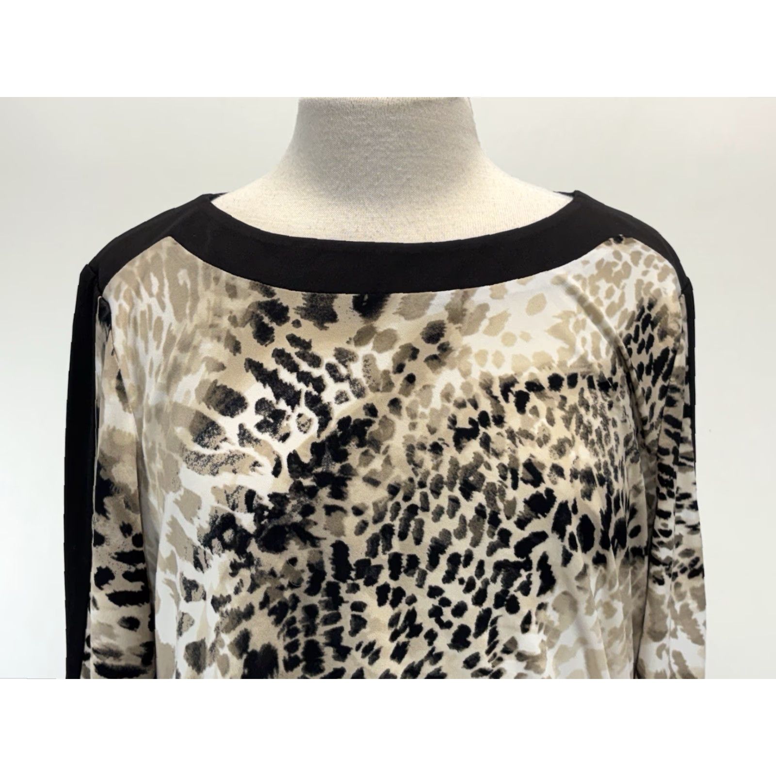 Vintage Chicos Side Ruche Shift Dress XL Animal Print 3/4 Sleeve Career Shirt Womens Knee Length Boat Neck Pullover Party/Cocktail Business Size XL / US 12-14 / IT 48-50 - 5 Thumbnail
