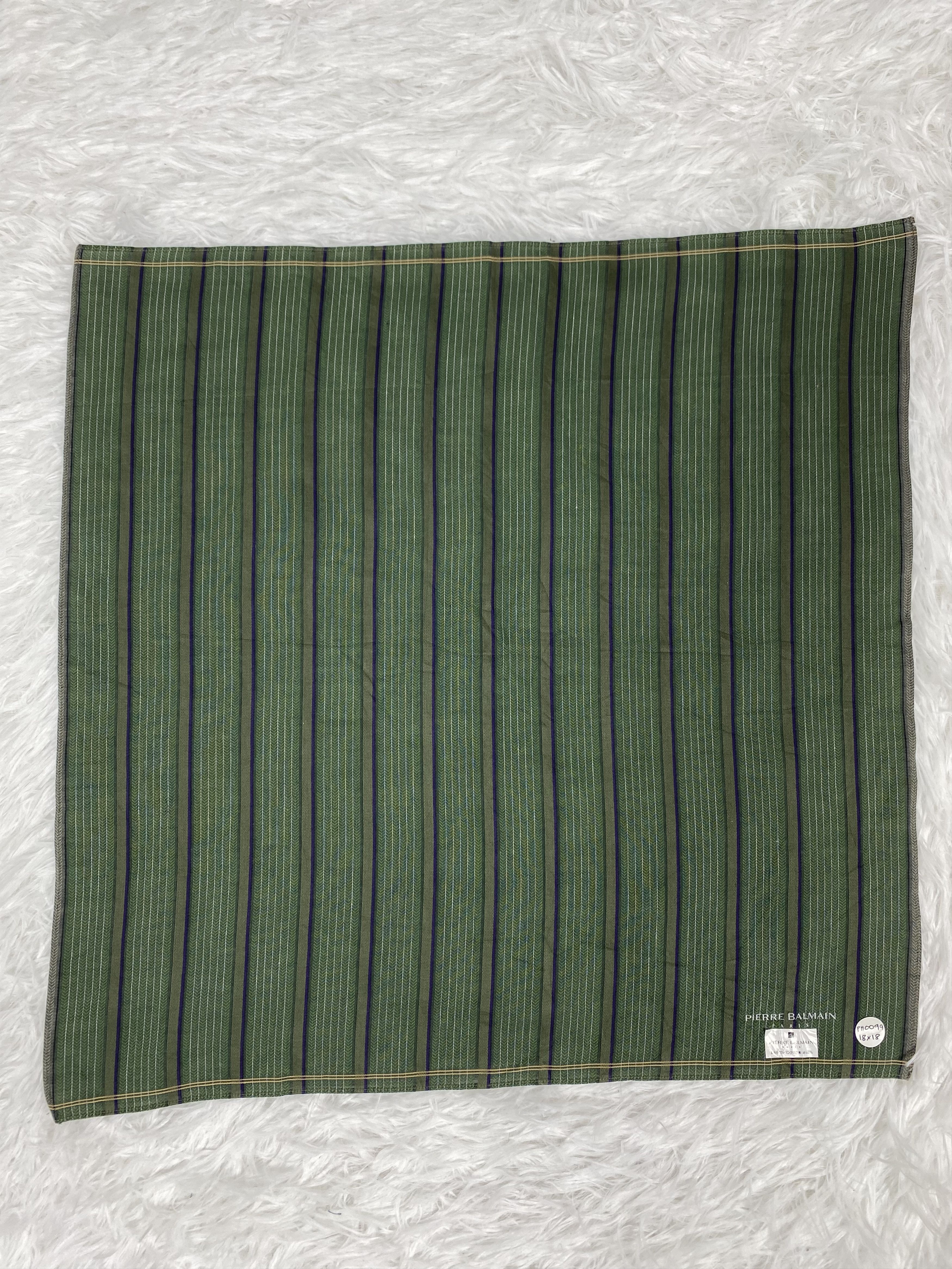 Pierre Balmain Vintage Pierre Balmain Handkerchief PH0099 Size ONE SIZE - 3 Thumbnail