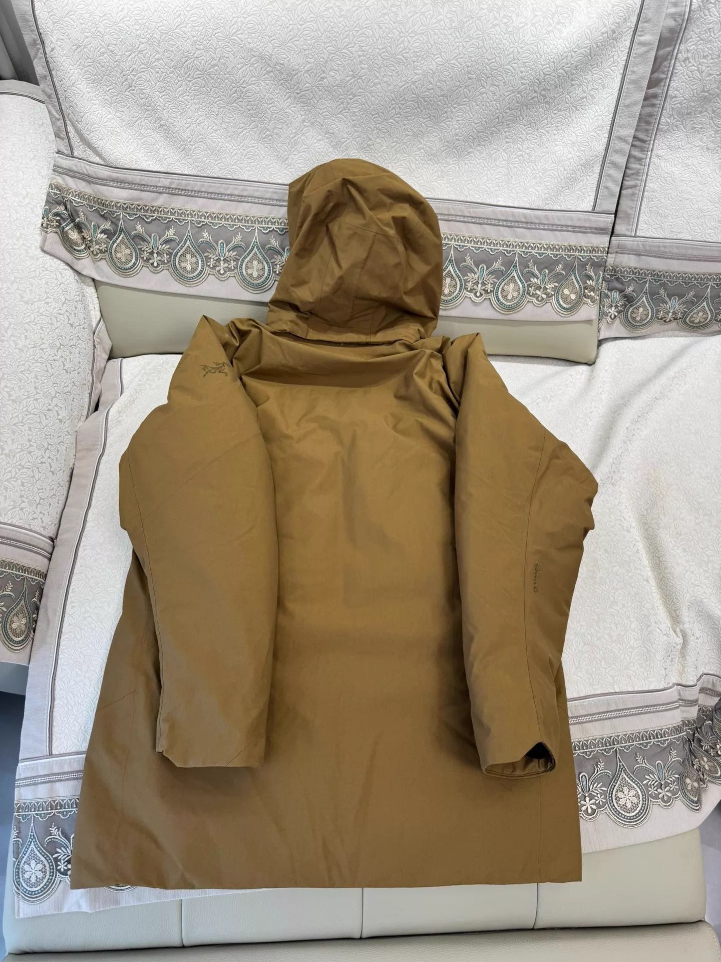 Arc'teryx Arcteryx Camosun Parka Yellow Size L Size US L / EU 52-54 / 3 - 6 Thumbnail