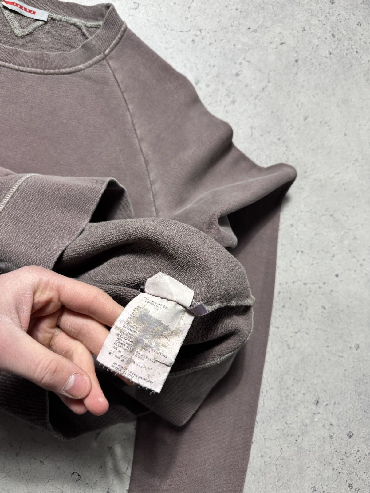Prada Prada Luxury Vintage Sweatshirt Logo Size S Size US S / EU 44-46 / 1 - 12 Thumbnail