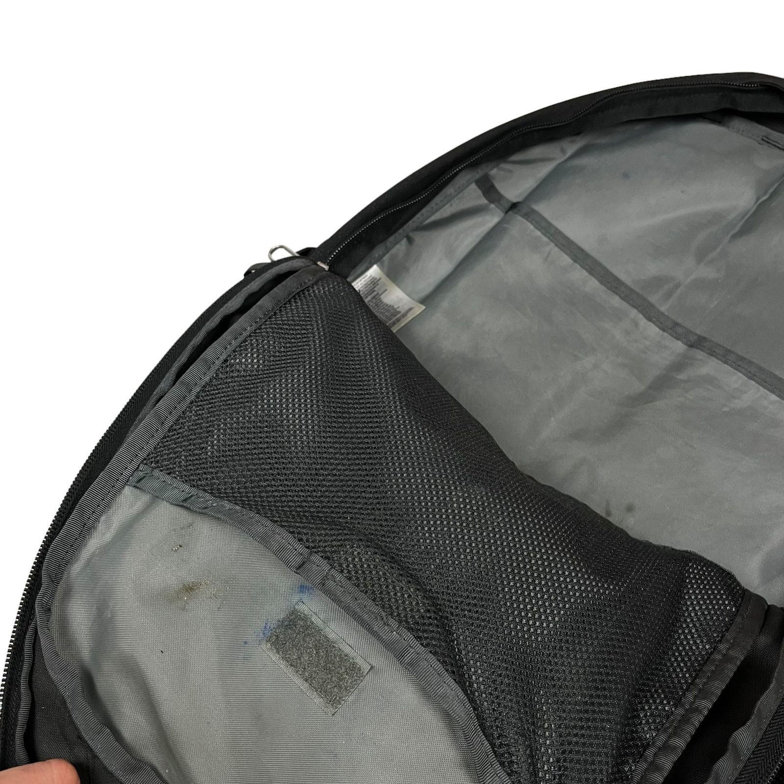 The North Face The North Face Rodey Men's Black Classic Bungee Backpack Bag Size ONE SIZE - 6 Thumbnail