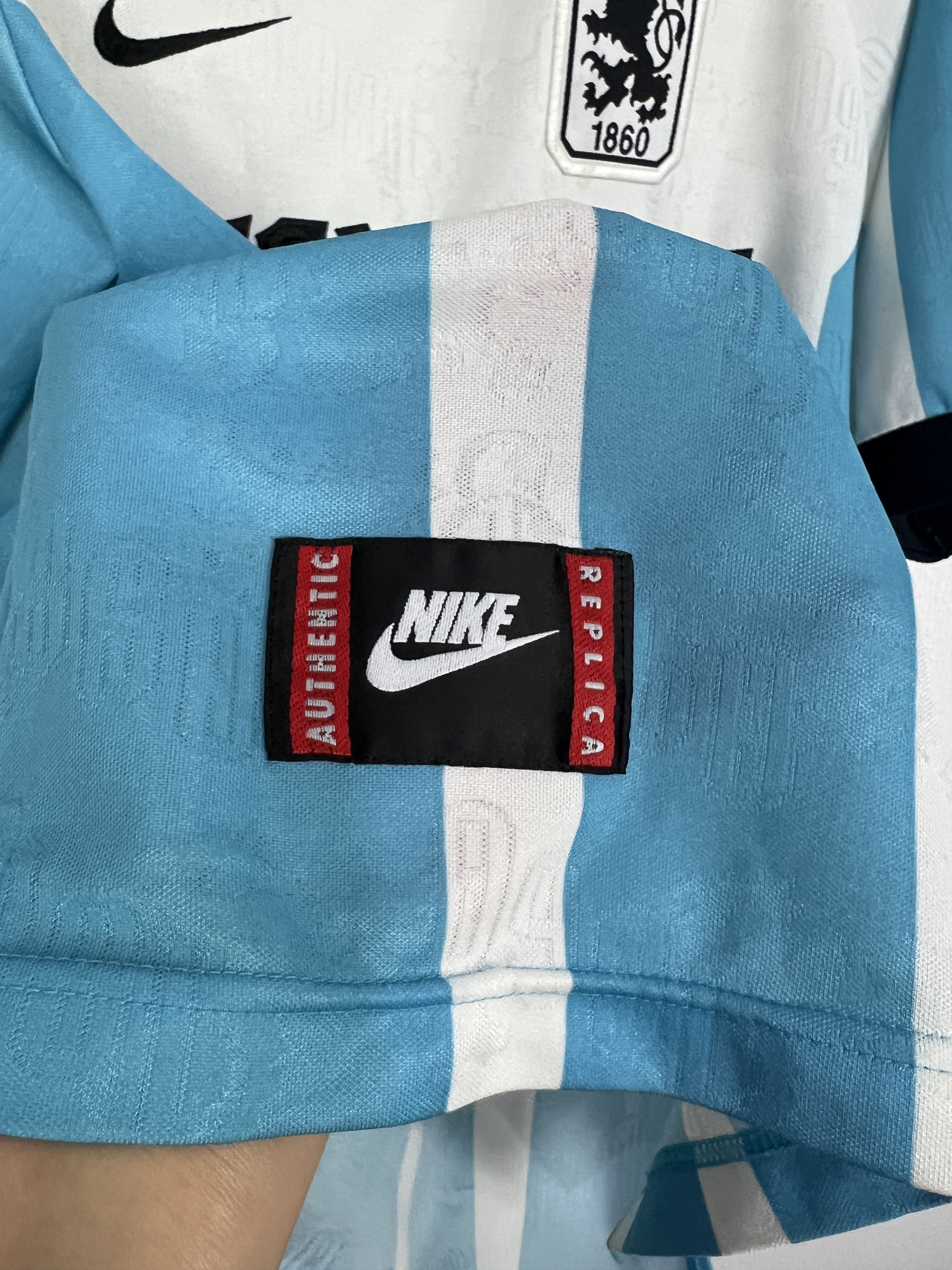 Nike 1860 Munich Home football shirt 1995 Soccer Nike Jersey Size US S / EU 44-46 / 1 - 6 Thumbnail