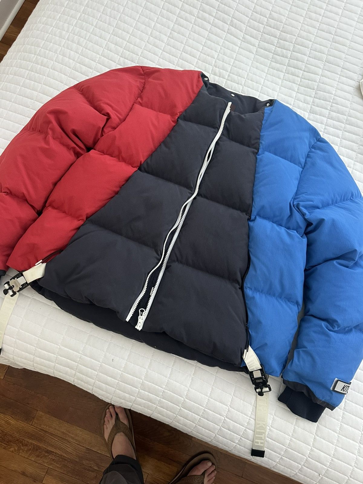 Kith Kith Colorblocked Puffer Jacket Blue / Multi Size US XL / EU 56 / 4 - 4 Thumbnail