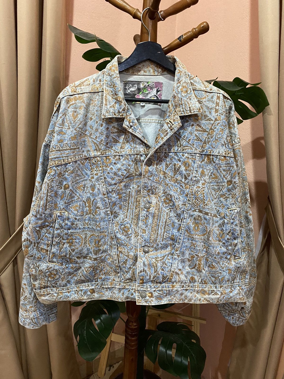 Japanese Brand Sweet Camel Vintage Printed Denim Jacket – Unique Streetwear Size US L / EU 52-54 / 3 - 1 Thumbnail
