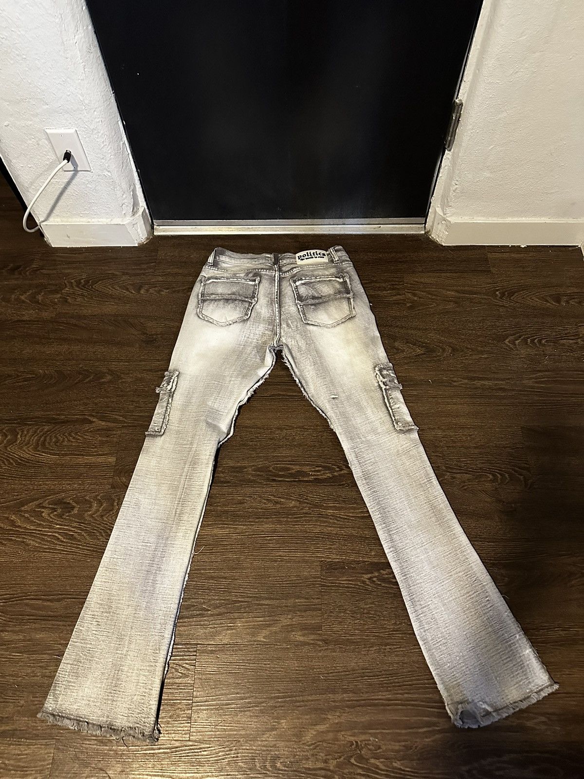 Other Grey Wash Cargo Flared Jeans Size US 28 / EU 44 - 2 Thumbnail