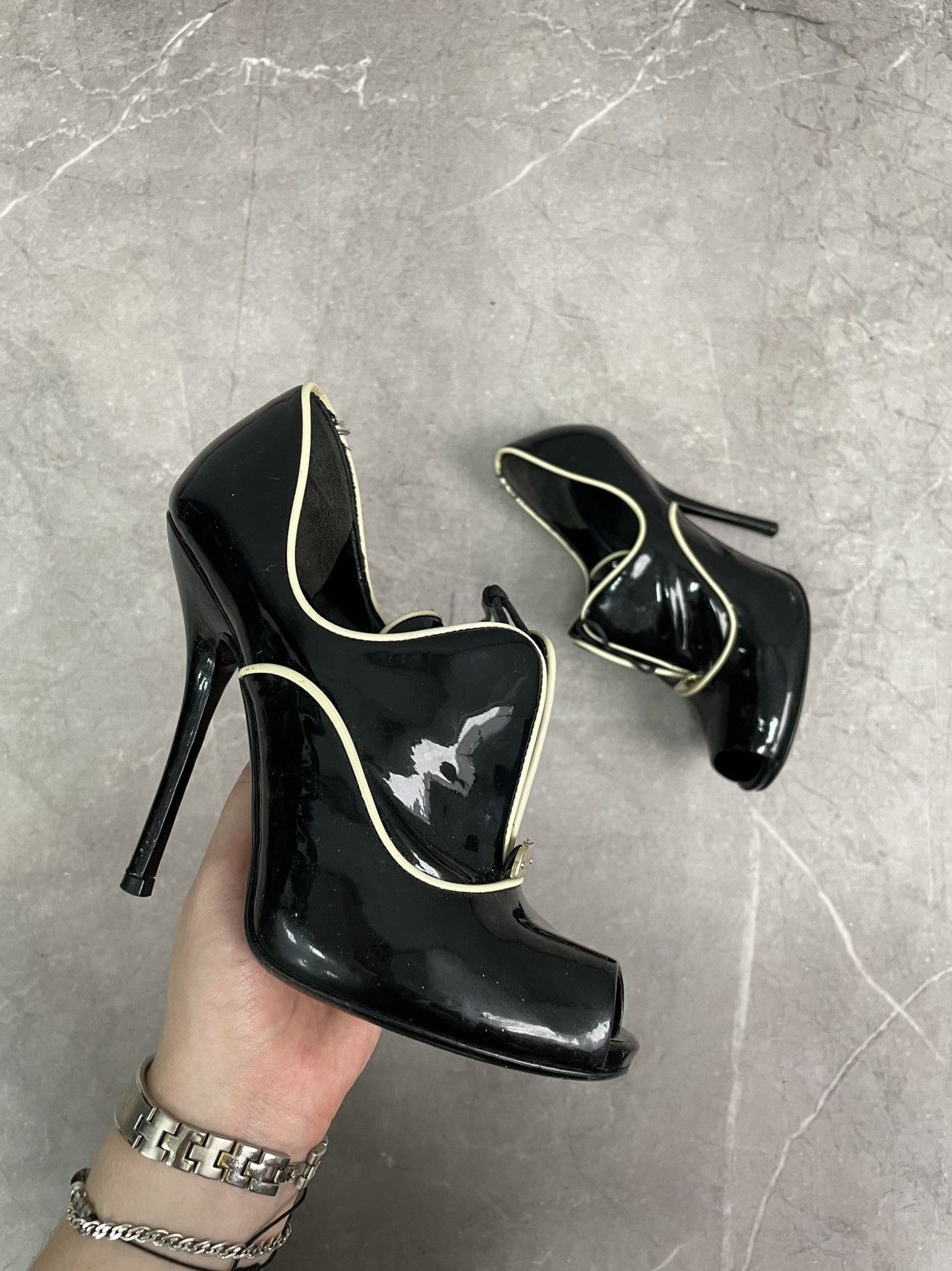 Gucci Rare Gucci heel 2000s leather boots shoes 👞 Size US 6 / IT 36 - 11 Thumbnail
