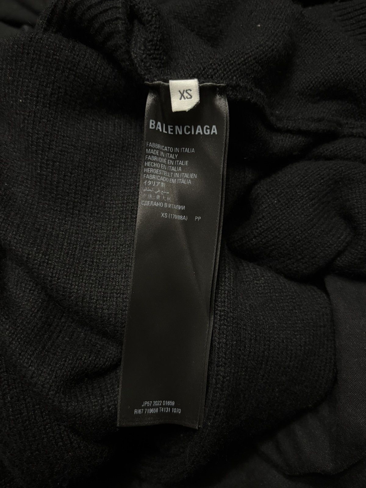 Balenciaga balenciaga be different sweater Size US M / EU 48-50 / 2 - 4 Thumbnail