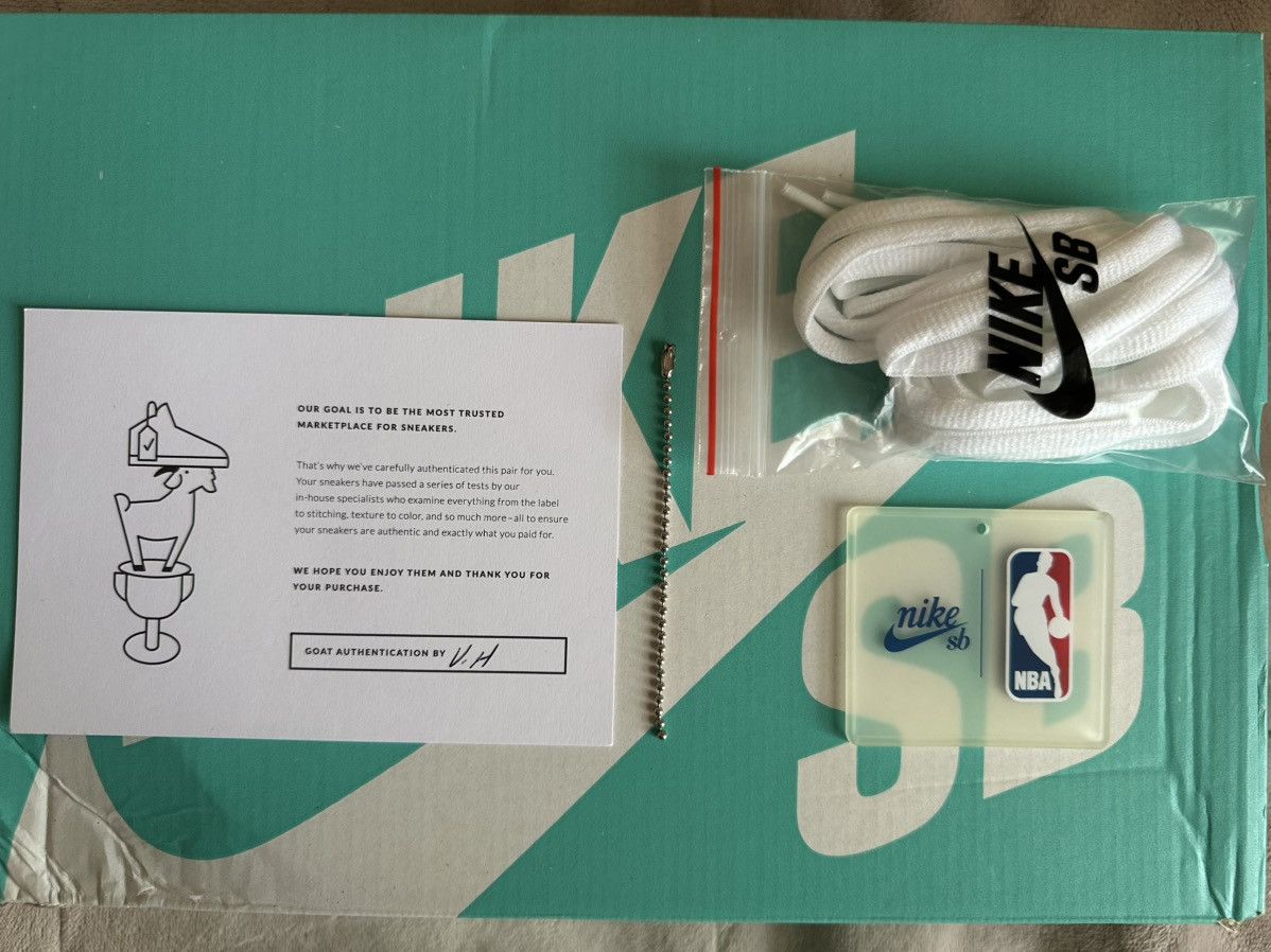 NBA Nike SB Dunk Low ‘NBA’ Deep Royal Blue Size US 10.5 / EU 43-44 - 7 Thumbnail