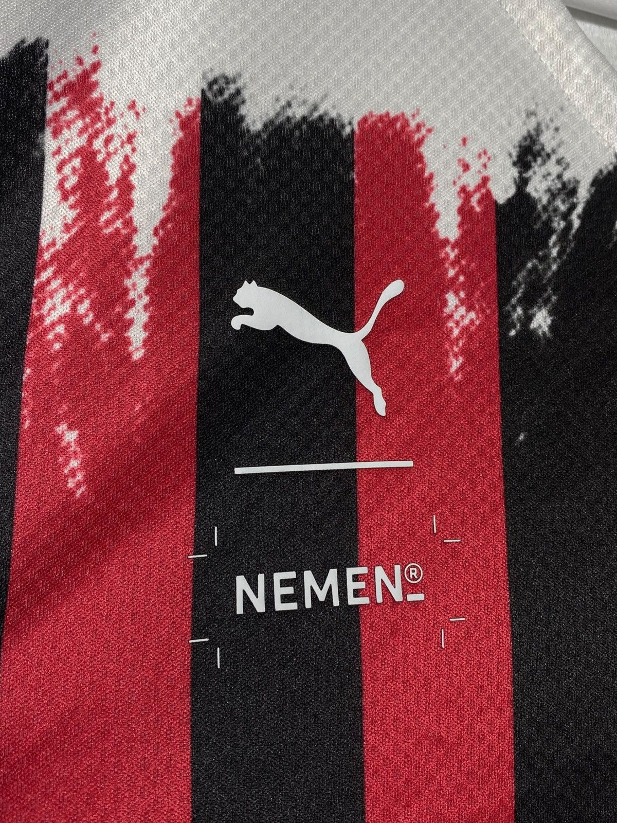 Puma 🔥 AC MILAN X NEMEN PUMA JERSEY ULTRA RARE DRIPPING HEAT Size US XS / EU 42 / 0 - 6 Thumbnail