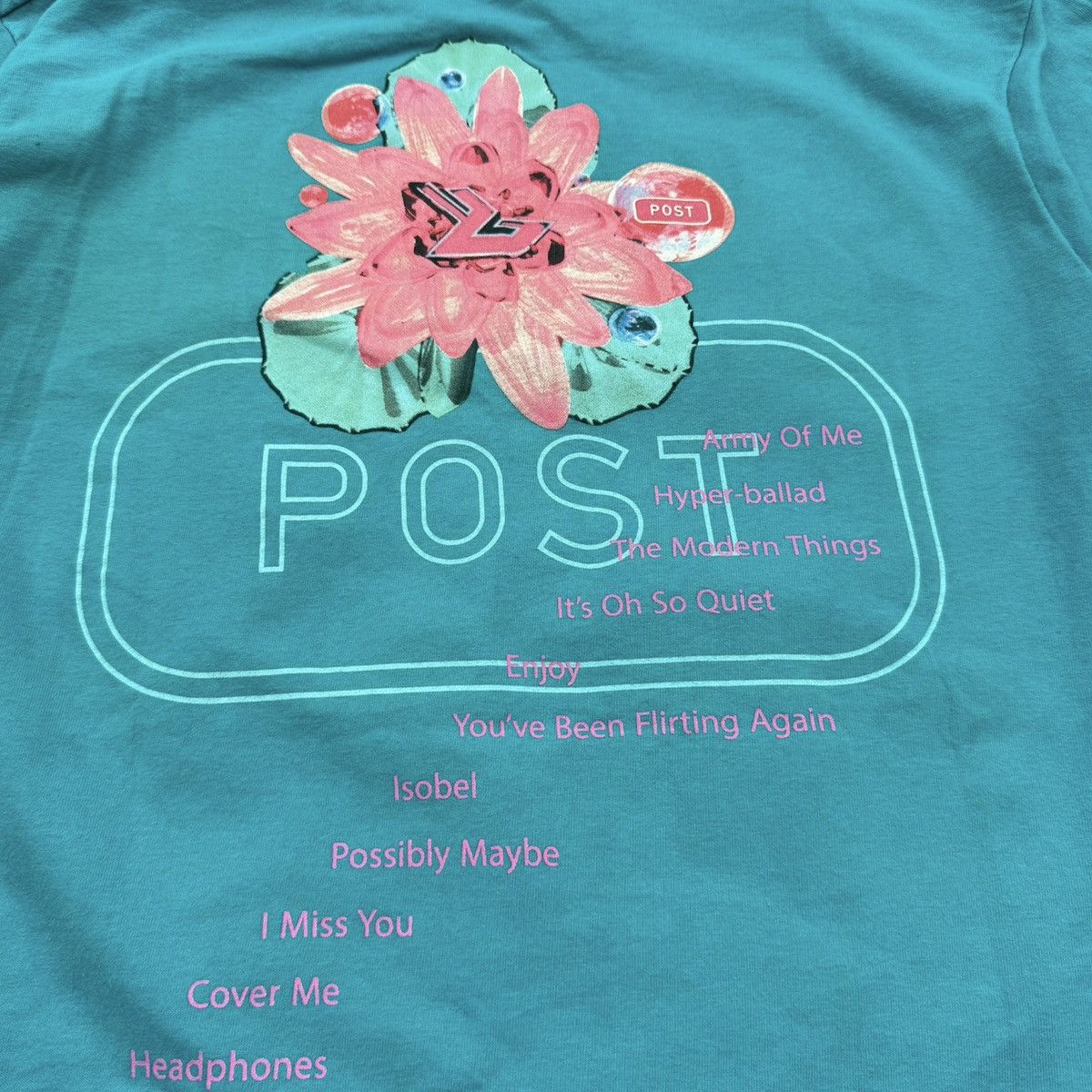Band Tees × Vintage Vintage 90s Bjork “Post” World Tour 1995 Tshirt Size US L / EU 52-54 / 3 - 7 Thumbnail
