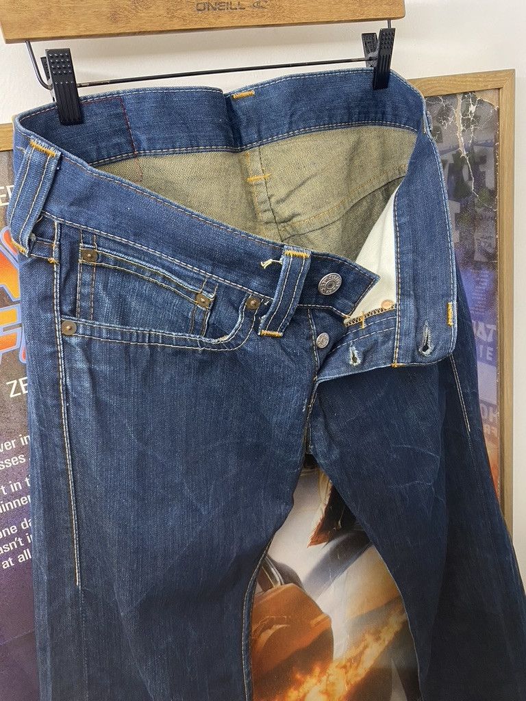 Levi's 2002 Vintage Levi's Red Icon Raw Denim Jeans Size US 31 - 9 Thumbnail