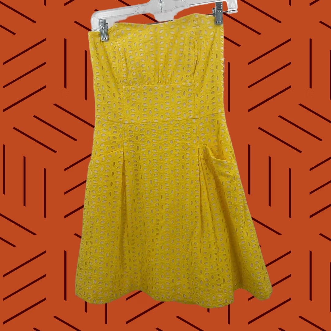 lilly pulitzer yellow strapless dress Pink Mini – Six Sisters Boutique-NULU 55 from top of shoulder to hem (based on a size small/4) LILY PULITZER Navy Yellow White