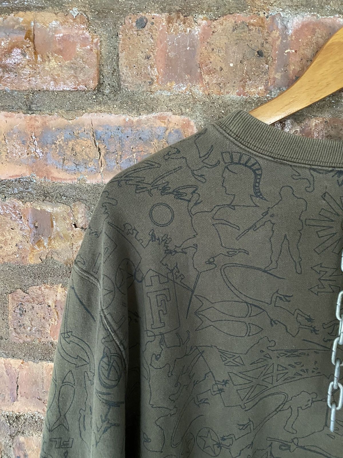 Futura OG 2000s Futura Pencil Grafiti all logo sweatshirts Size US XL / EU 56 / 4 - 14 Thumbnail