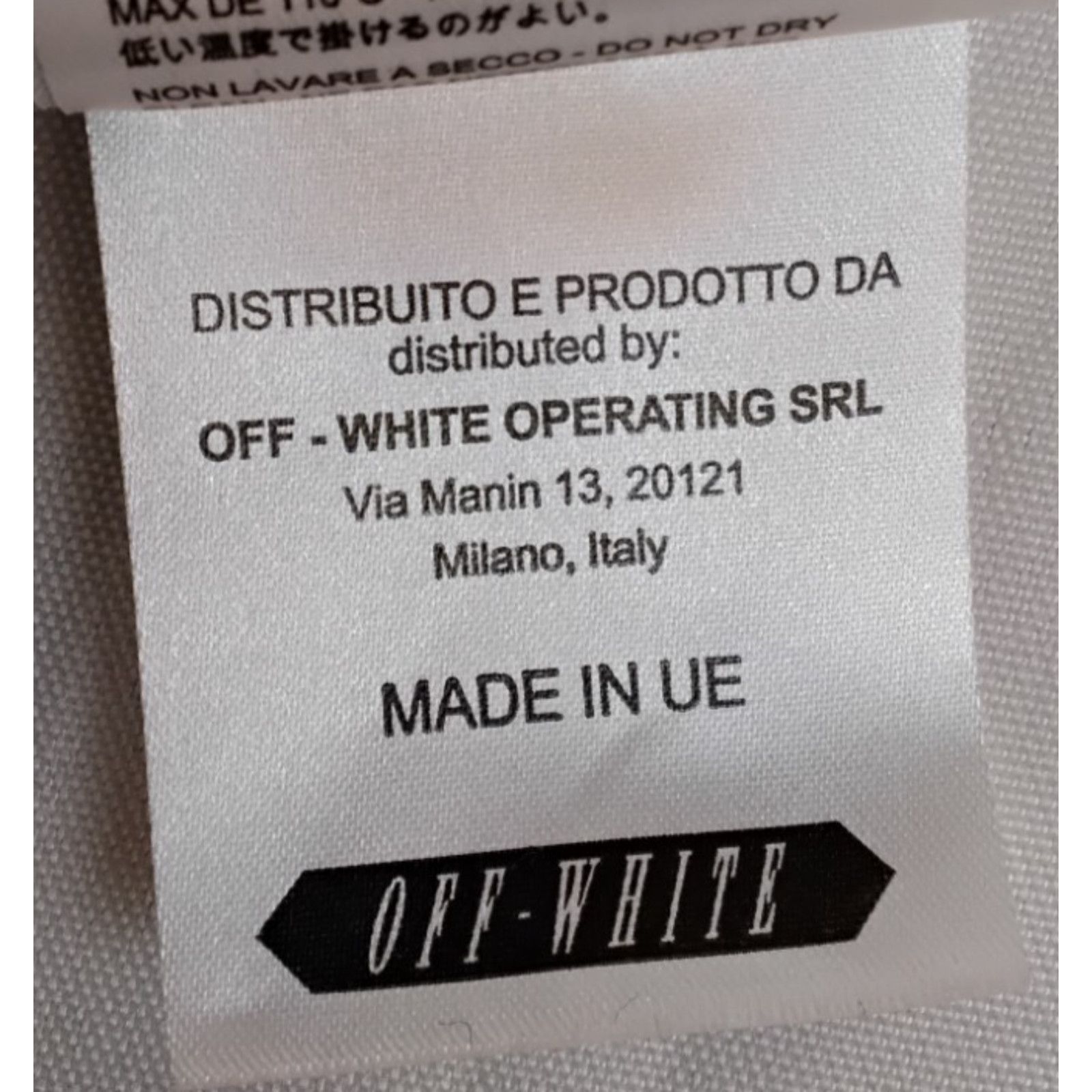 Off-White Off-White C/O Virgil Abloh T-Shirt Men's S Girl Hanging Size US S / EU 44-46 / 1 - 14 Thumbnail