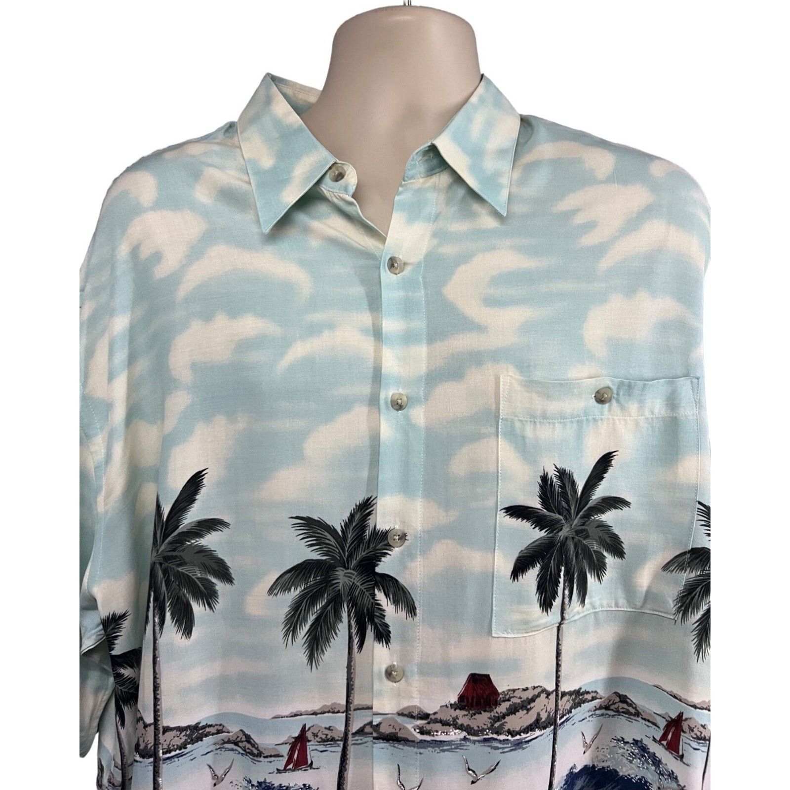 Vintage Vintage Blue Floral Hawaiian Button Up Shirt XL Pocket Size US XL / EU 56 / 4 - 4 Thumbnail
