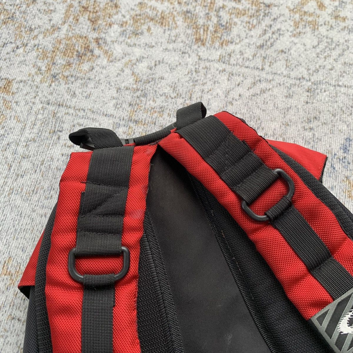 Oakley Vintage Rare Oakley Icon Backpack 1.0 Black Red - Y2K Bag Size ONE SIZE - 11 Thumbnail