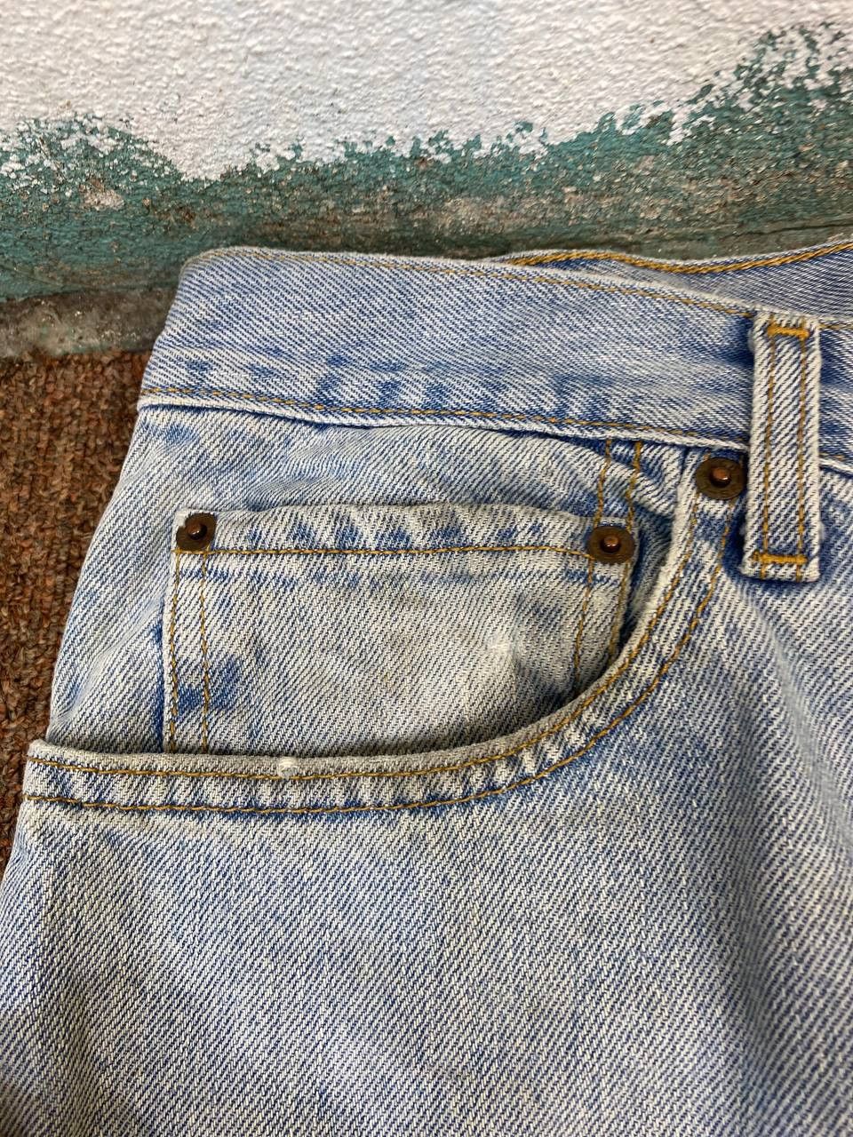 Levi's vintage levis 560 comfort fit lightwash denim Size US 34 / EU 50 - 11 Thumbnail