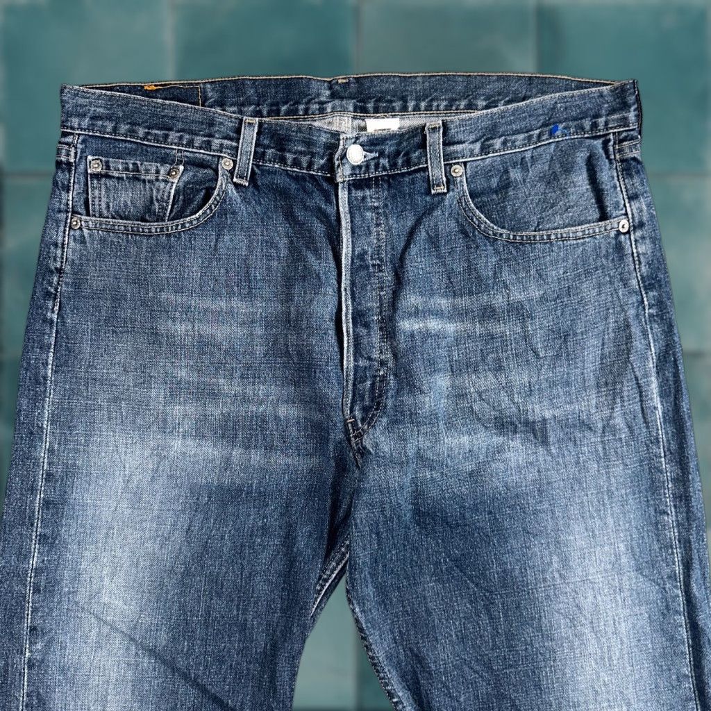 Levi's VINTAGE Levi's 501 Jeans Straight Men 38 Regular Blue 34x34 90s 90s Theme Classic Denim Button 5-Pocket Size US 38 / EU 54 - 1 Thumbnail